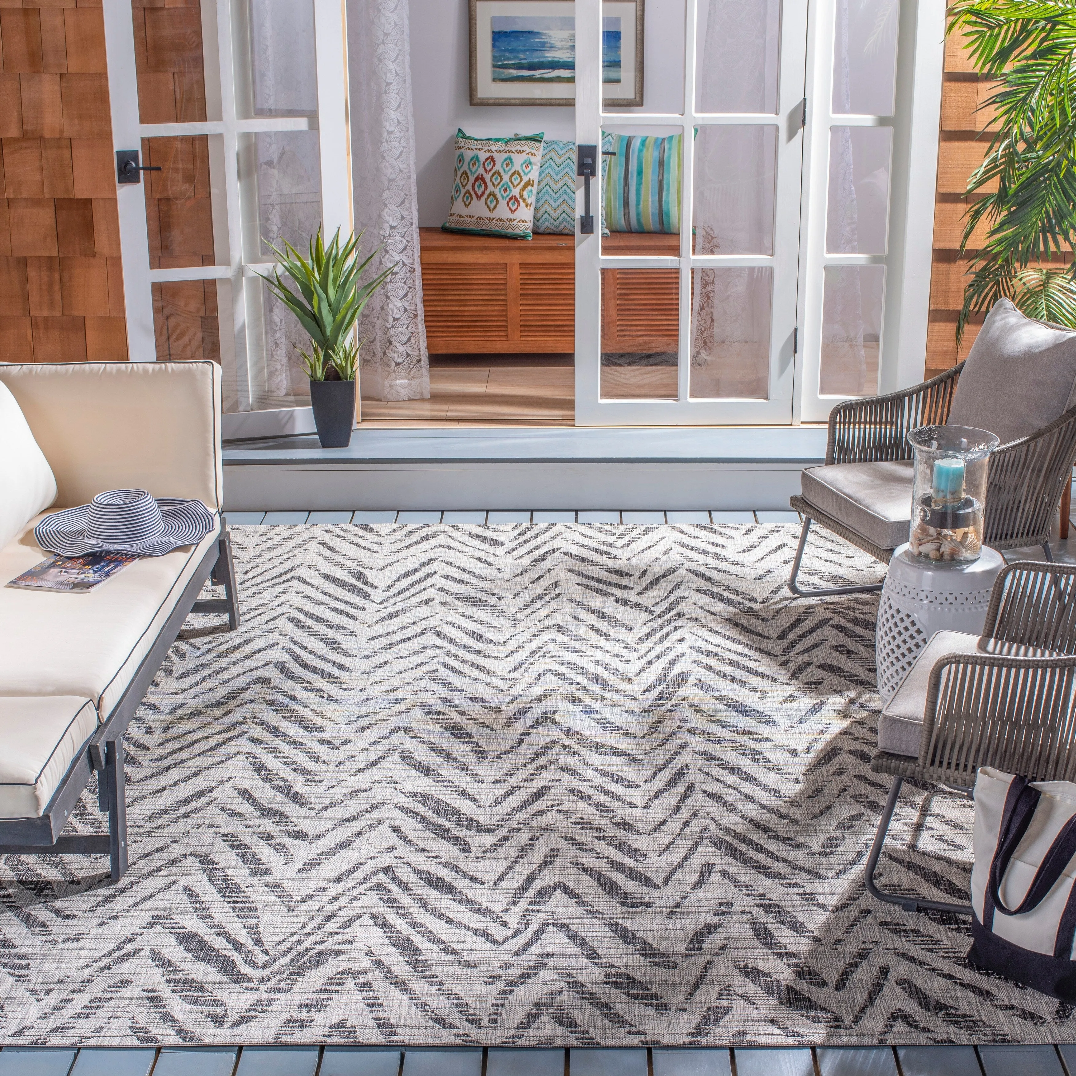 SAFAVIEH Courtyard Thin Indoor/ Outdoor Waterproof Patio Backyard Rug