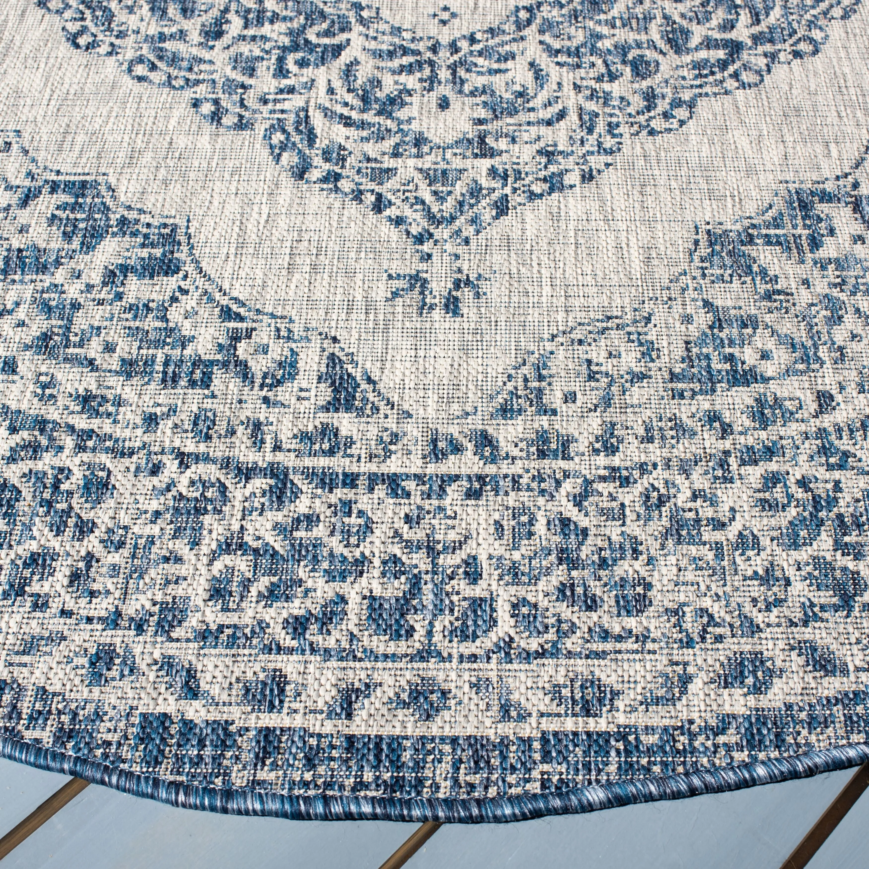 SAFAVIEH Courtyard Thoma Medallion Indoor/ Outdoor Waterproof Patio Backyard Rug