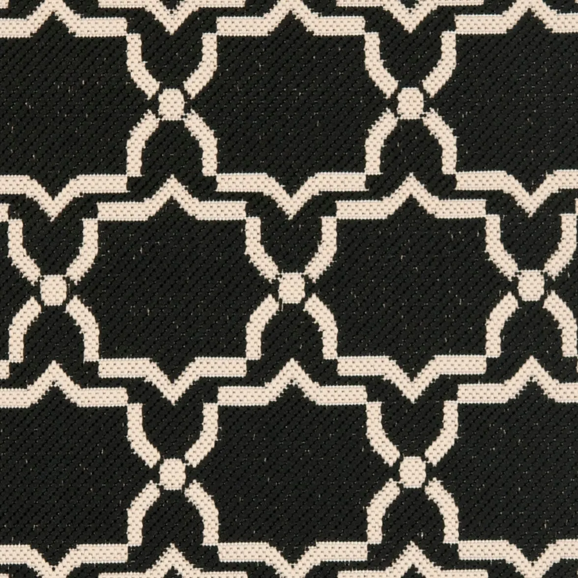 SAFAVIEH Courtyard Thomasina Indoor/ Outdoor Waterproof Patio Backyard Rug