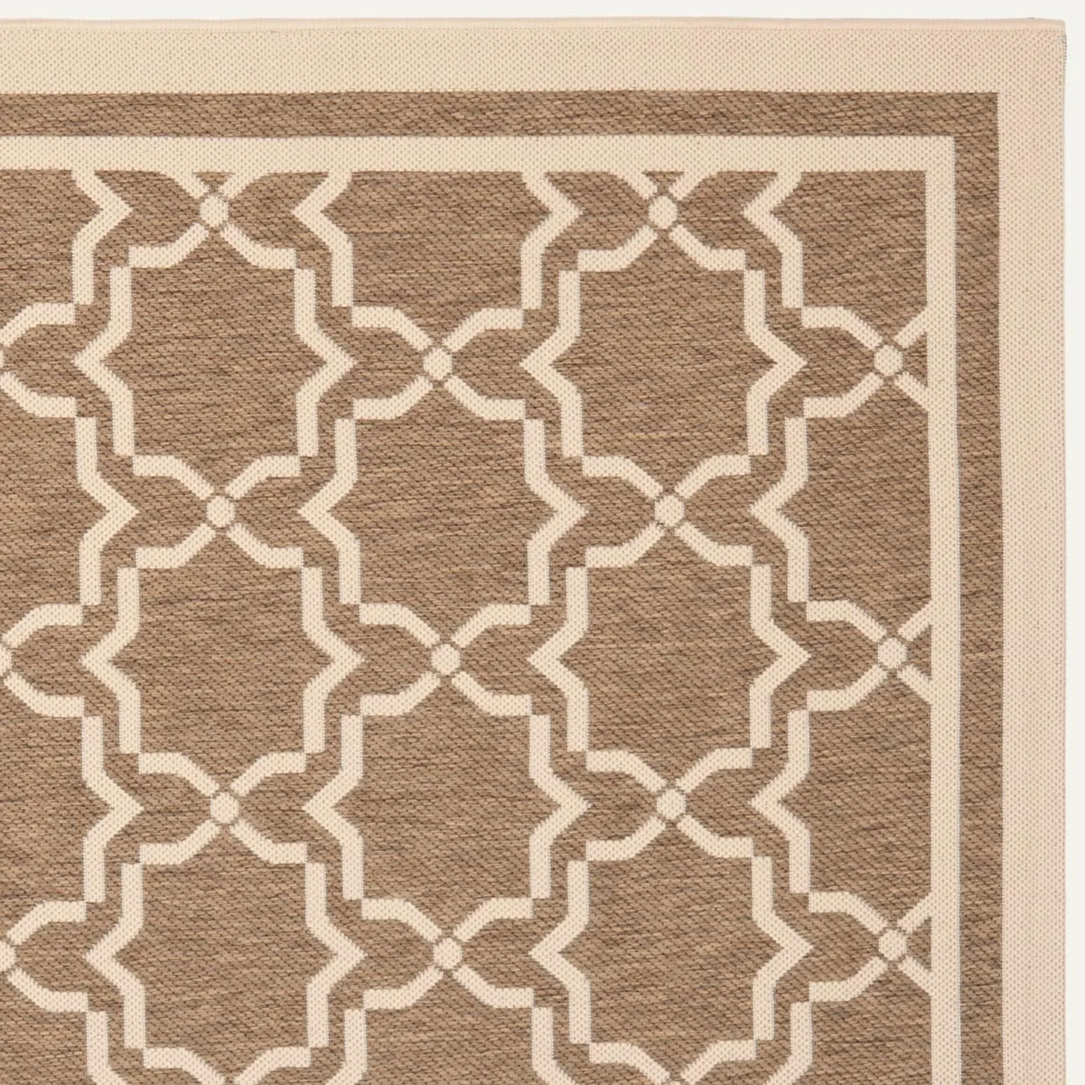 SAFAVIEH Courtyard Thomasina Indoor/ Outdoor Waterproof Patio Backyard Rug