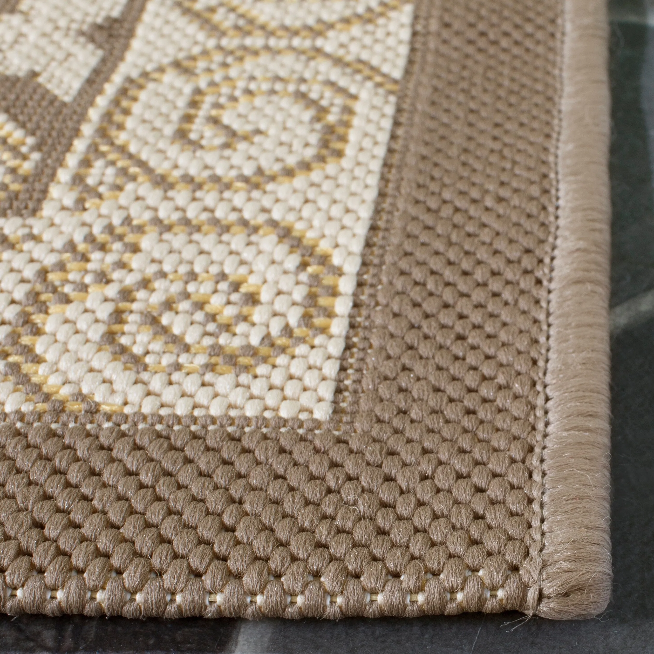 SAFAVIEH Courtyard Vernetta Lonni Outdoor Waterproof Patio Backyard Rug