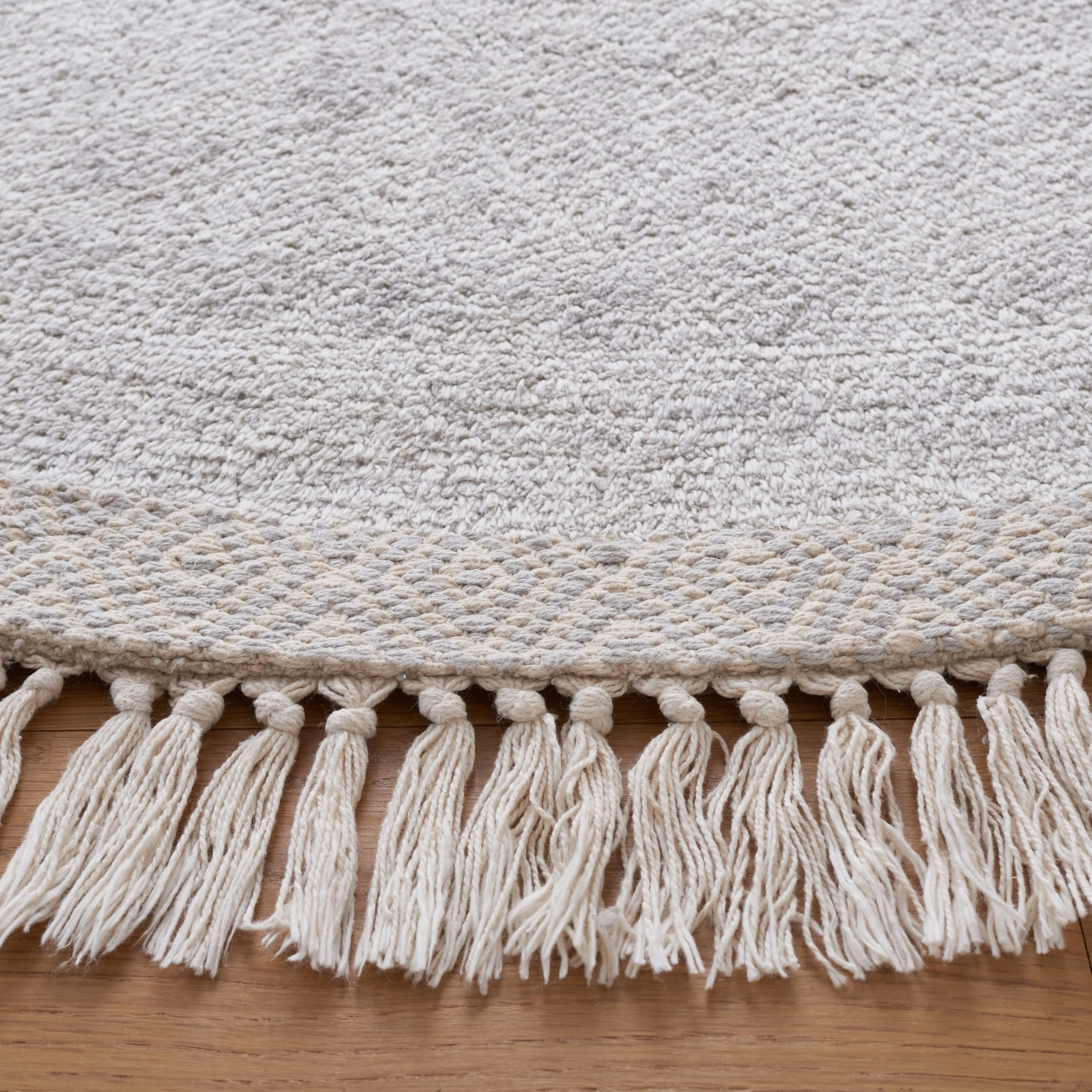 SAFAVIEH Easy Care Machine Washable Fairy Josefine Rug