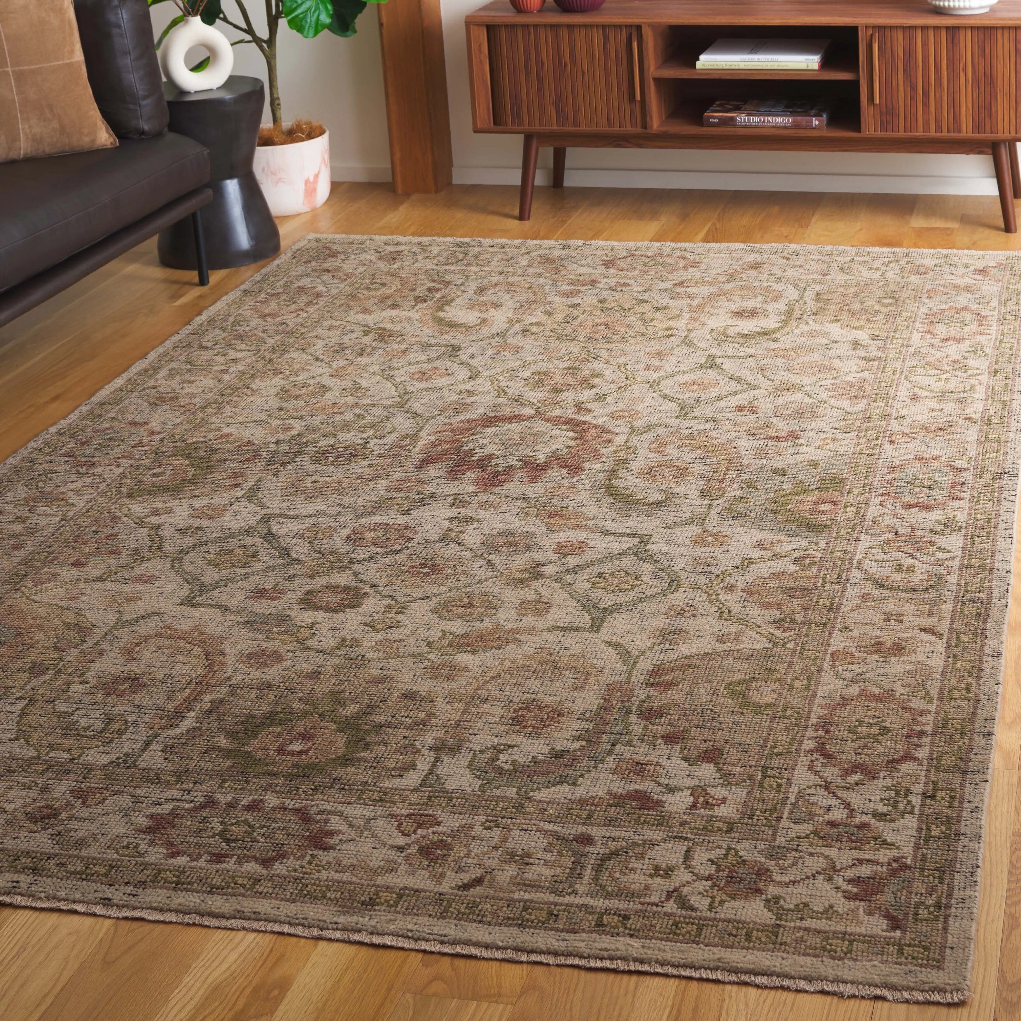 SAFAVIEH Hand-Knotted Izmir Senka Traditional Wool Rug