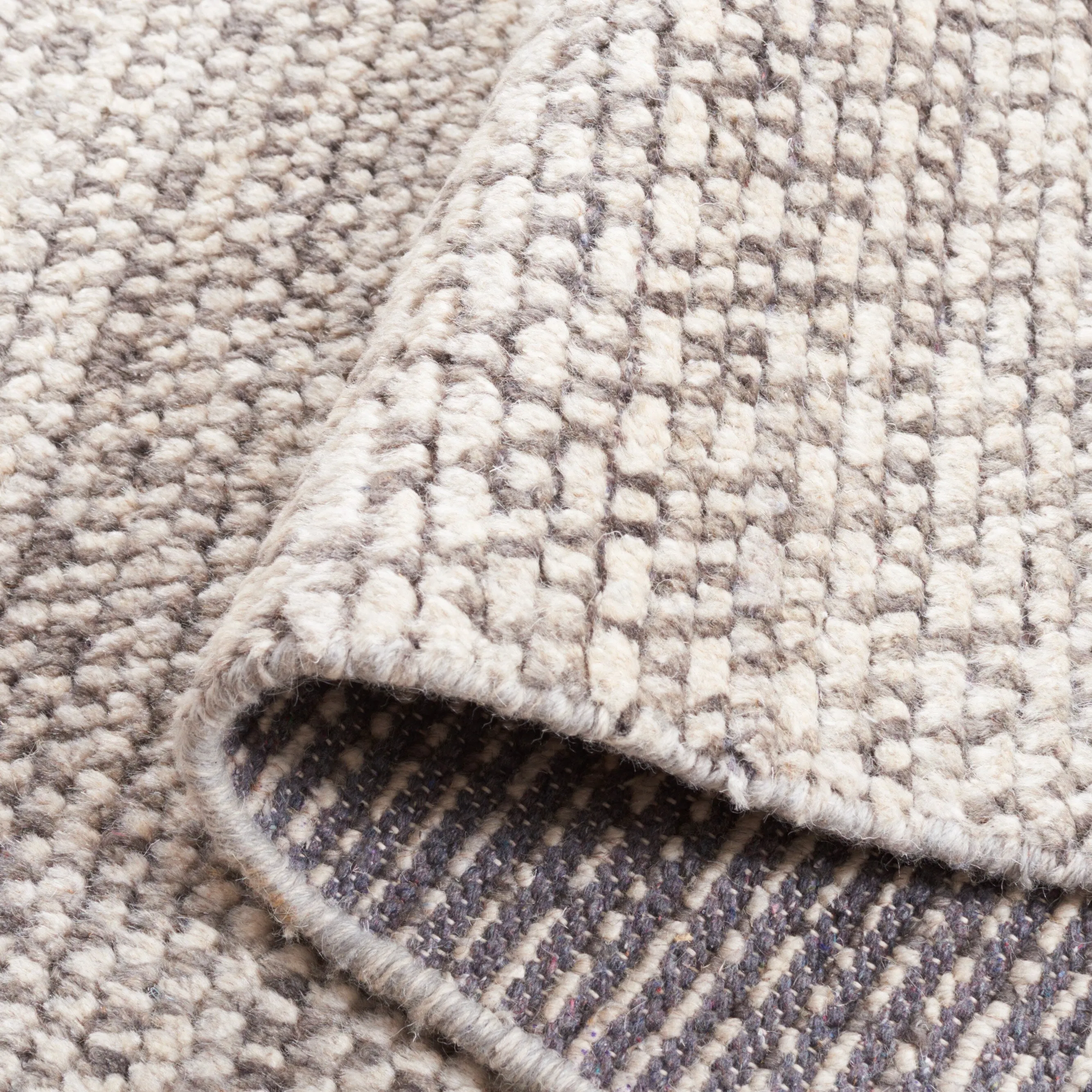 SAFAVIEH Hand-Knotted Nomad Bouchra Boho Wool Rug
