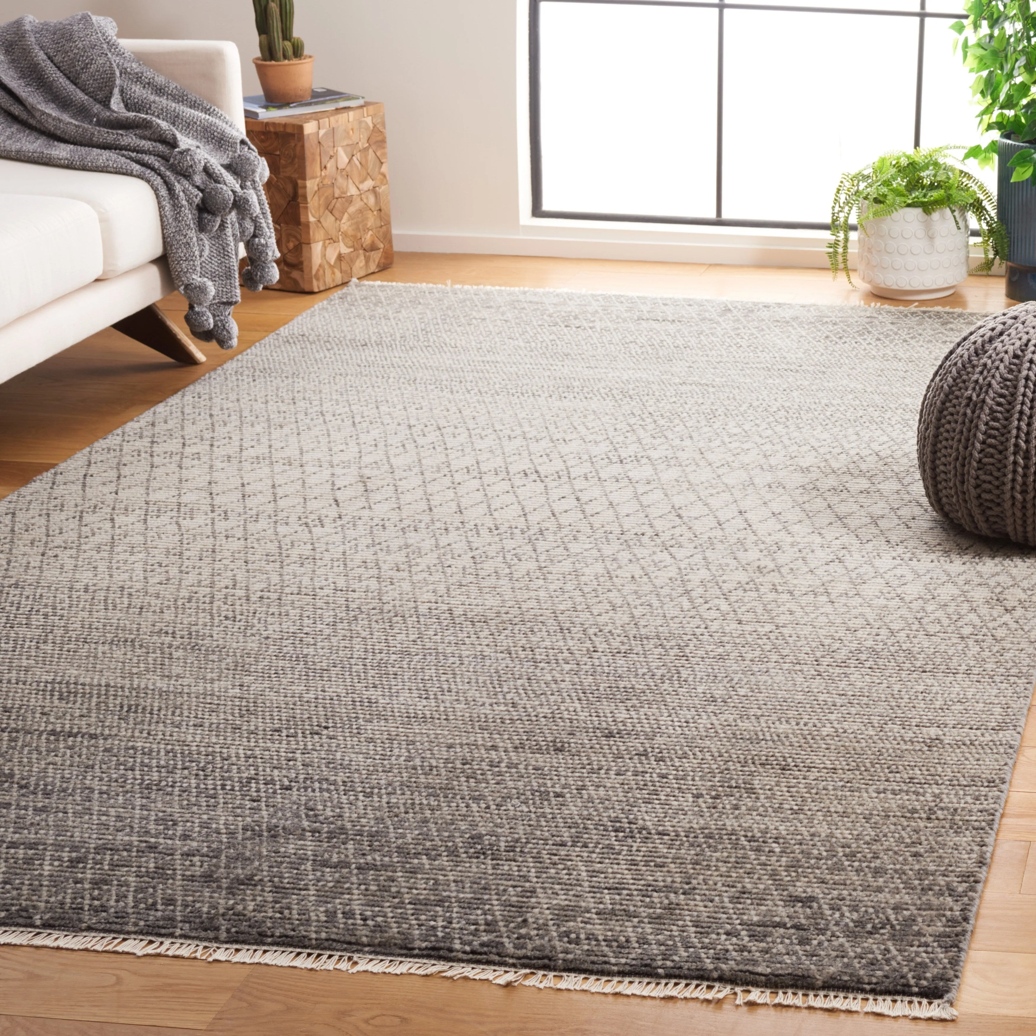 SAFAVIEH Hand-Knotted Nomad Bouchra Boho Wool Rug