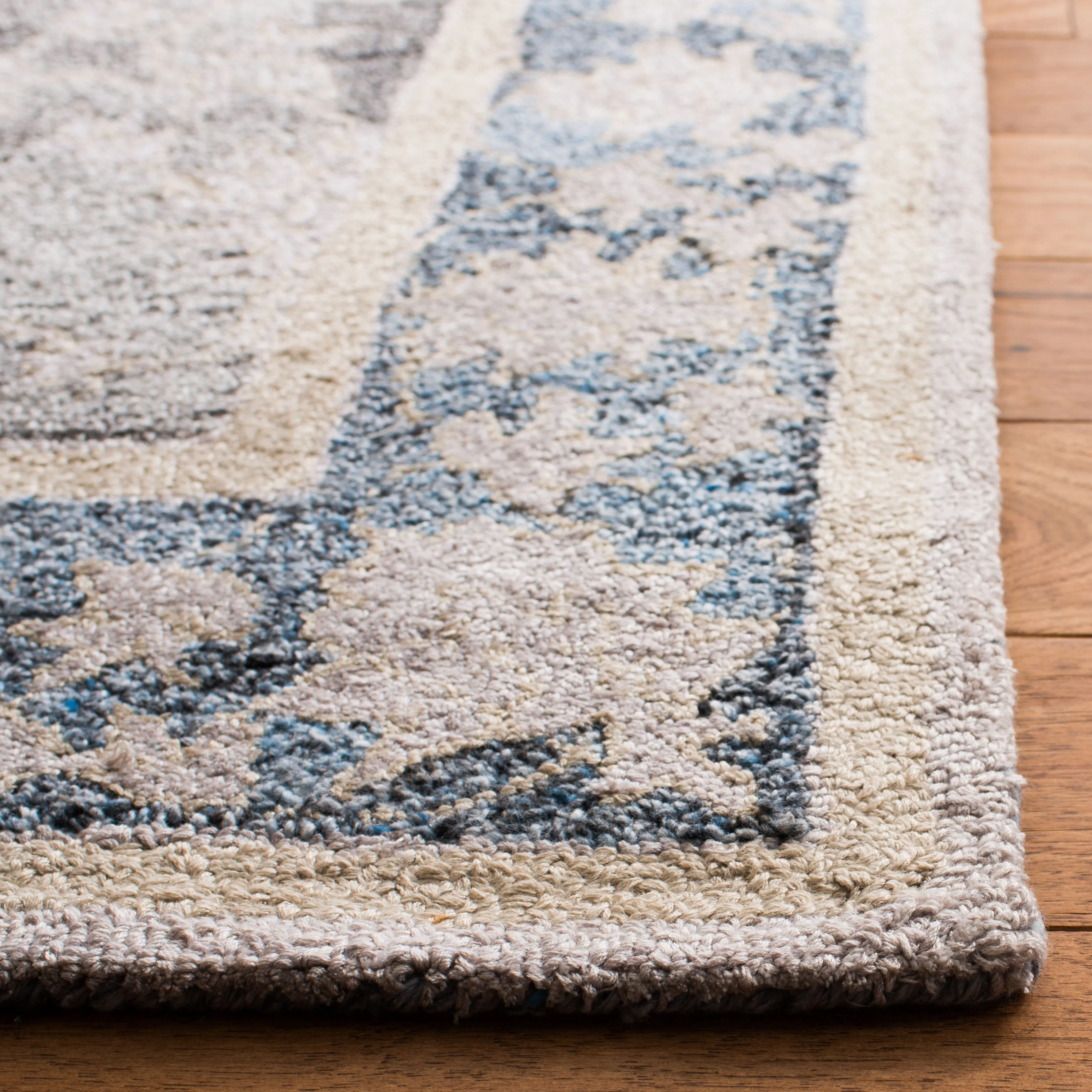 SAFAVIEH Handmade Abstract Annalee Oriental Wool Rug
