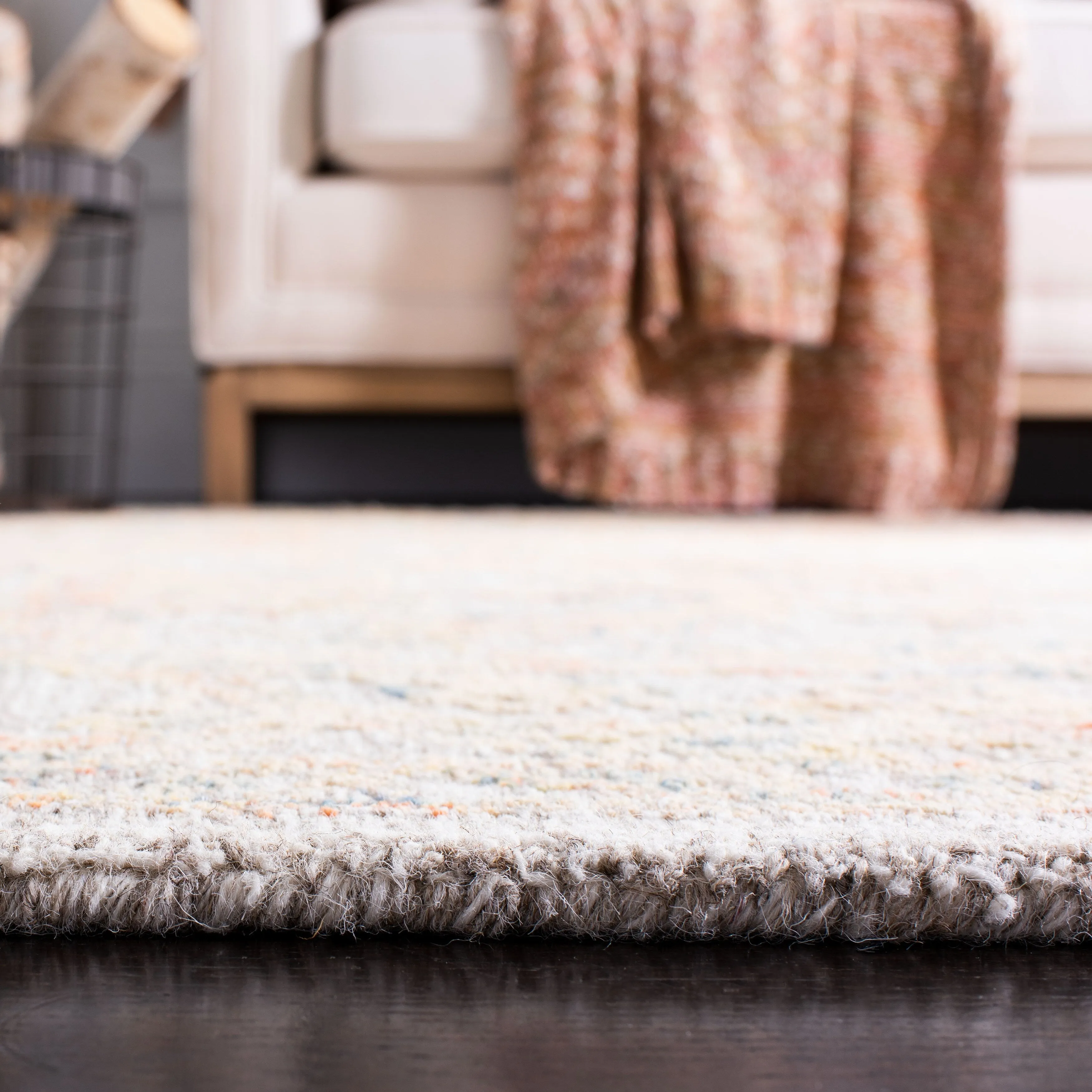 SAFAVIEH Handmade Abstract Atossa Modern Wool Rug