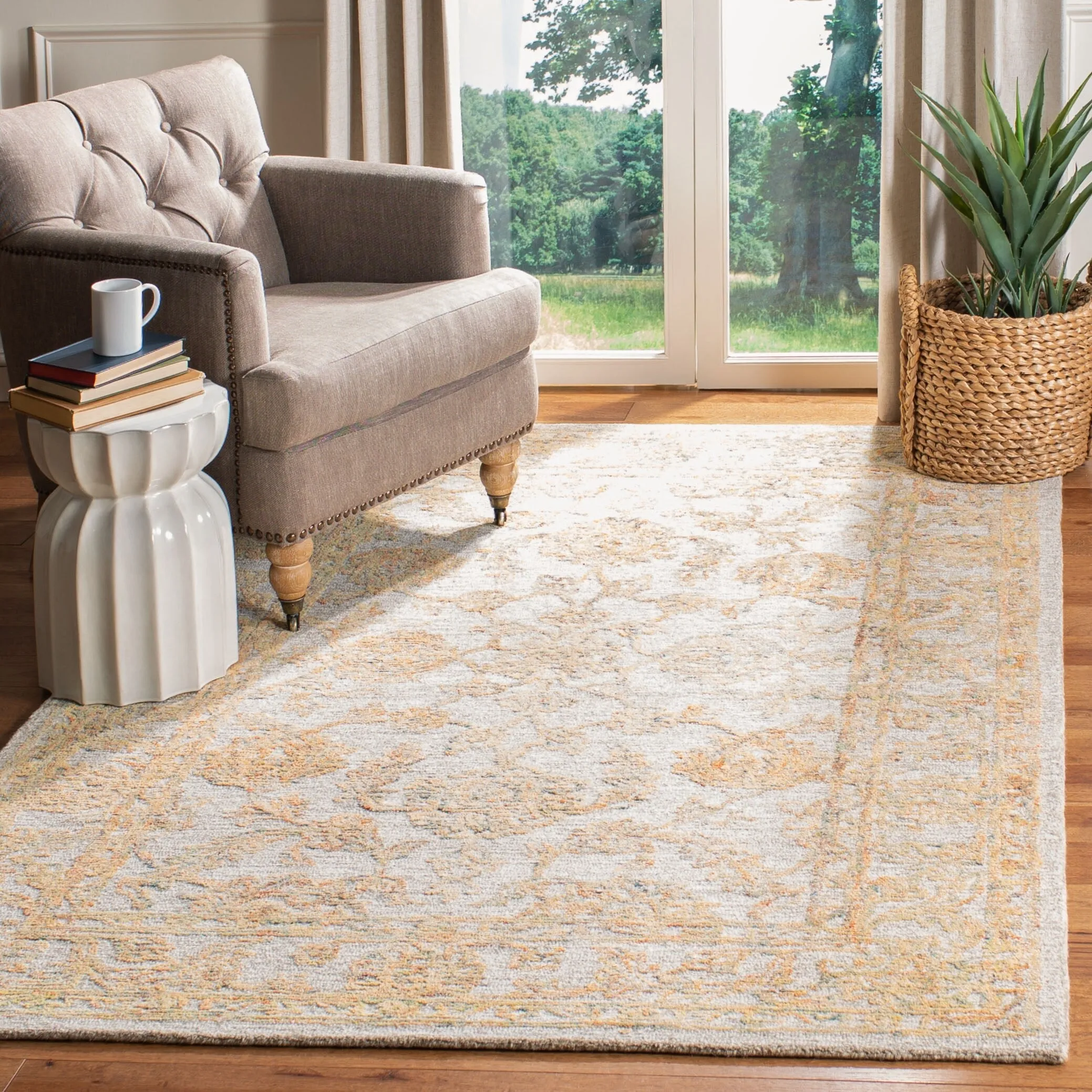 SAFAVIEH Handmade Abstract Atossa Modern Wool Rug