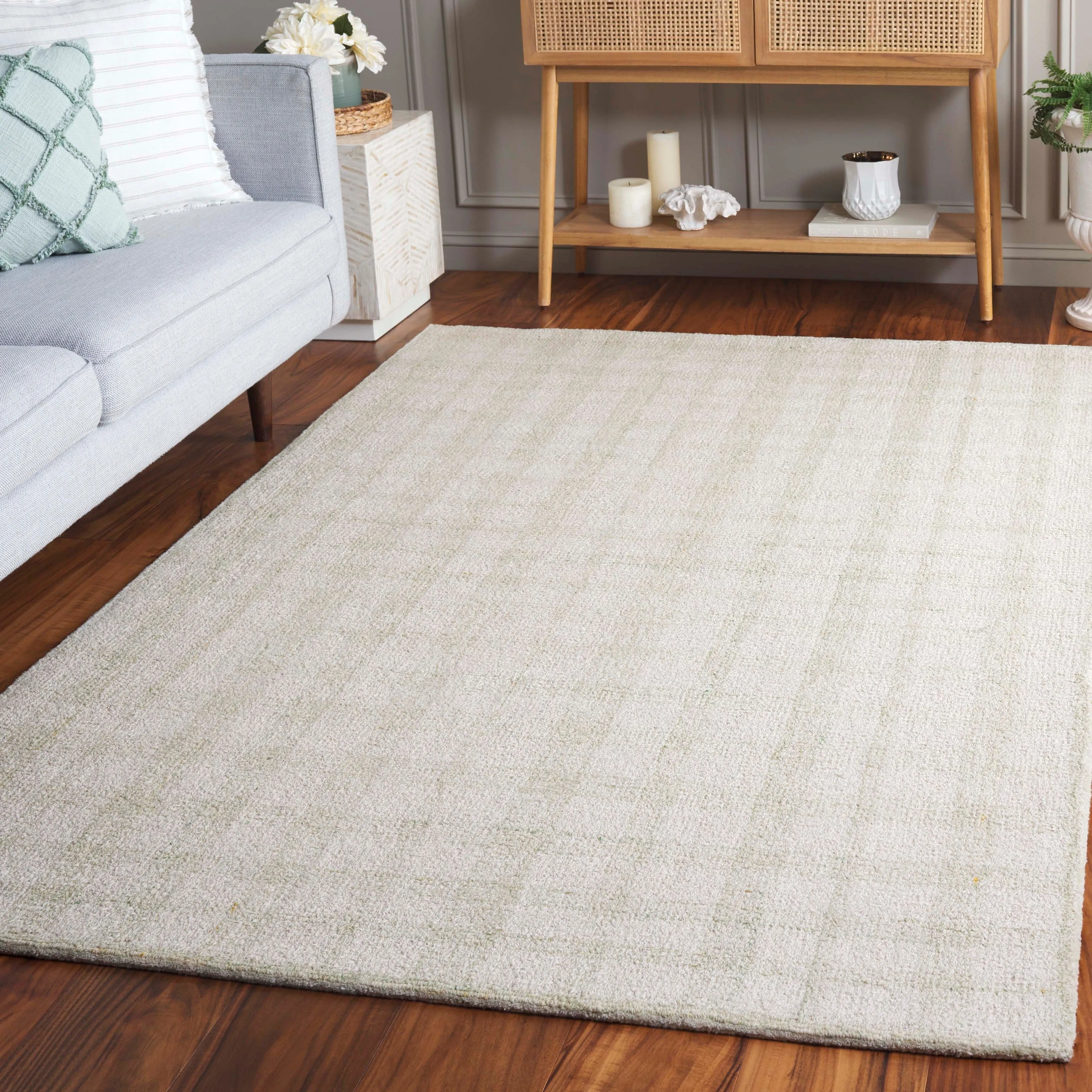 SAFAVIEH Handmade Abstract Imka Checkered Wool Rug