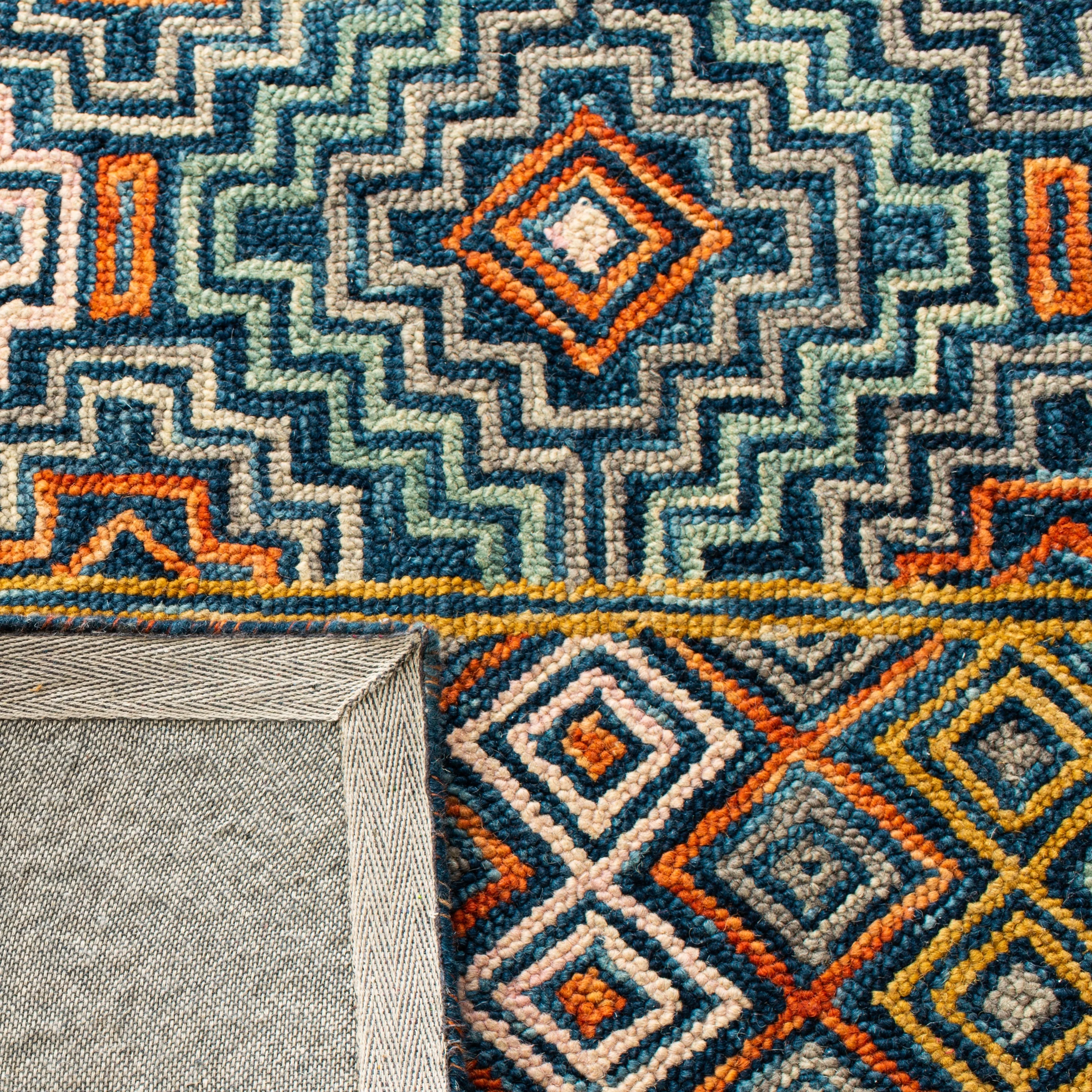 SAFAVIEH Handmade Aspen Licia Bohemian & Eclectic Tribal Wool