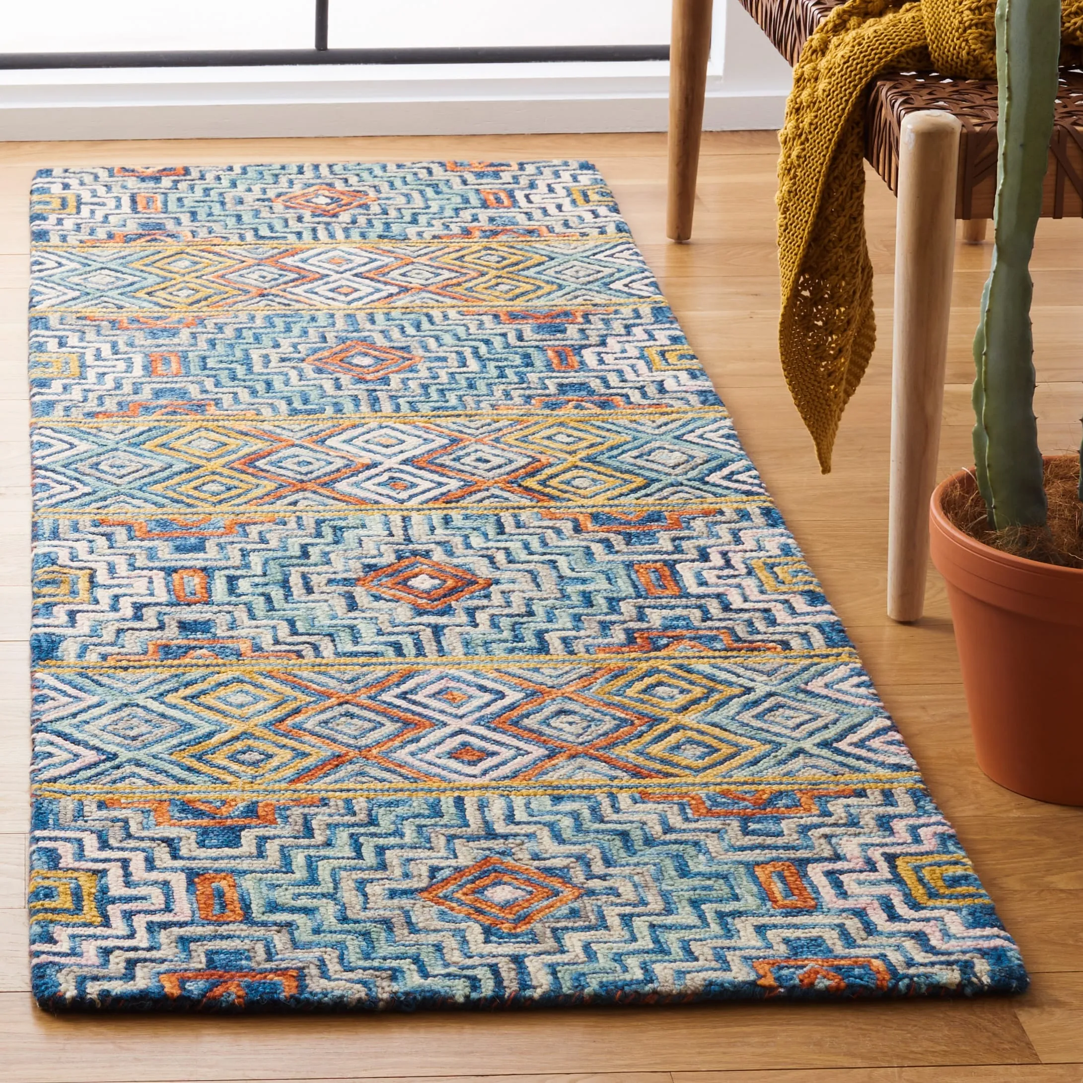 SAFAVIEH Handmade Aspen Licia Bohemian & Eclectic Tribal Wool