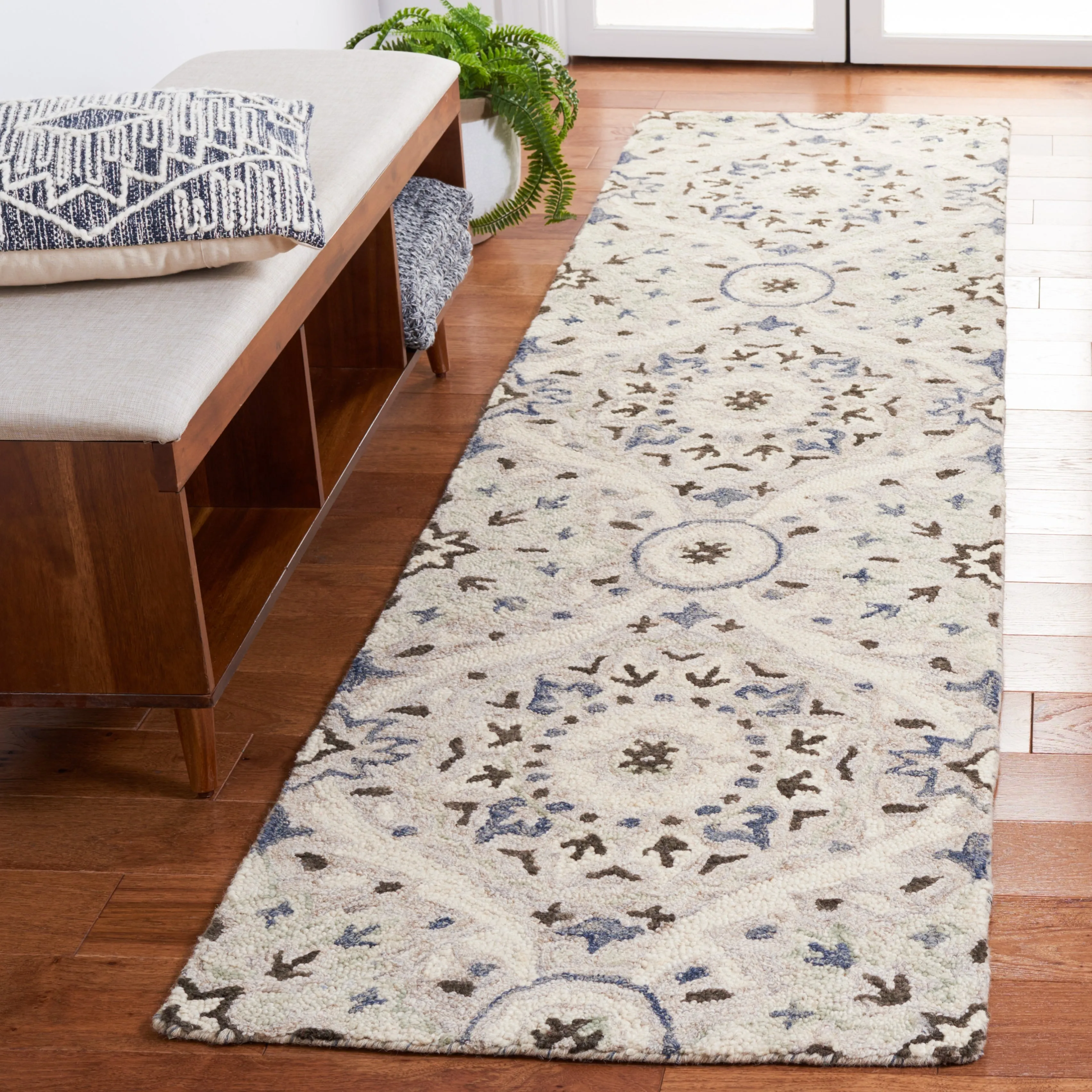 SAFAVIEH Handmade Aspen Neri Boho Wool Rug