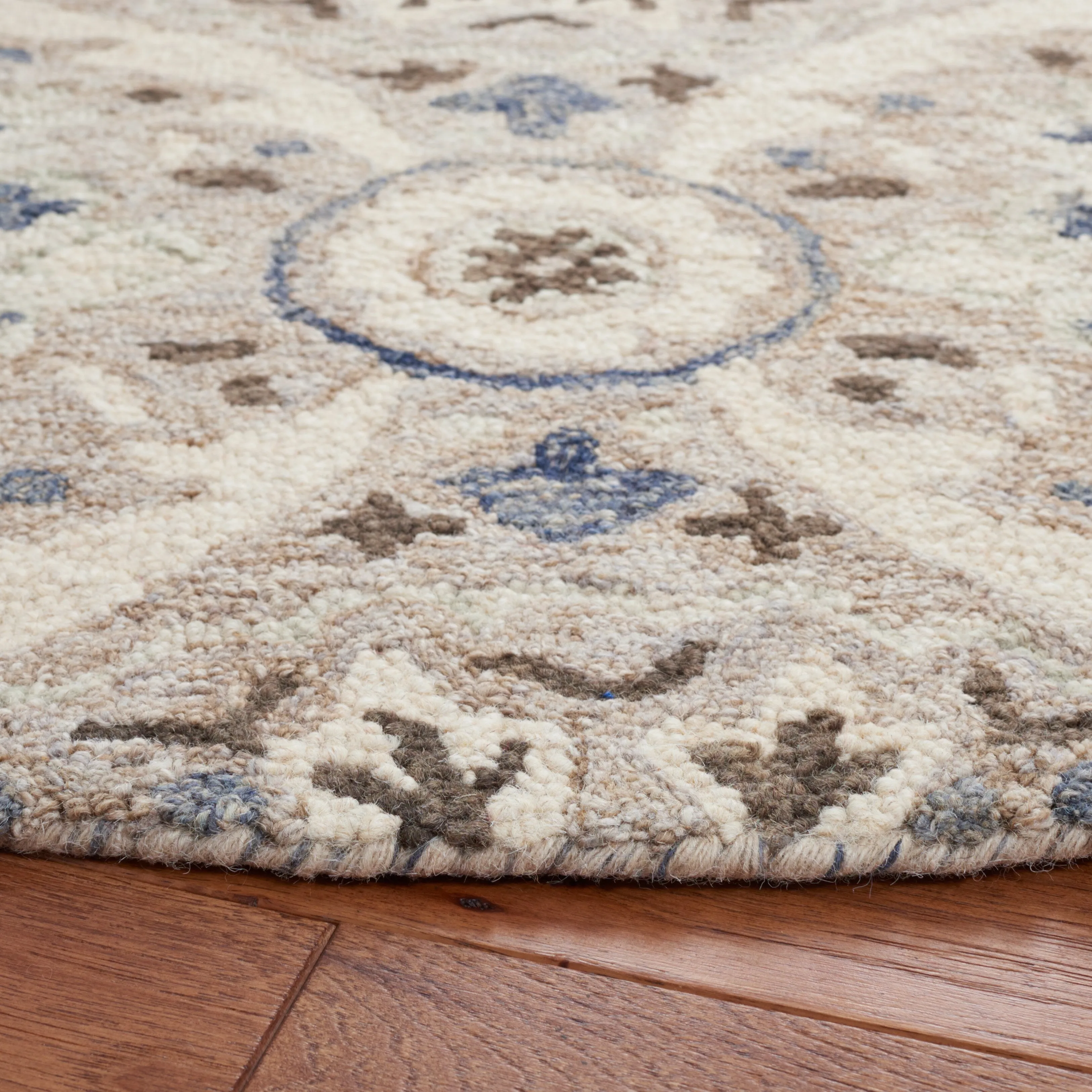 SAFAVIEH Handmade Aspen Neri Boho Wool Rug