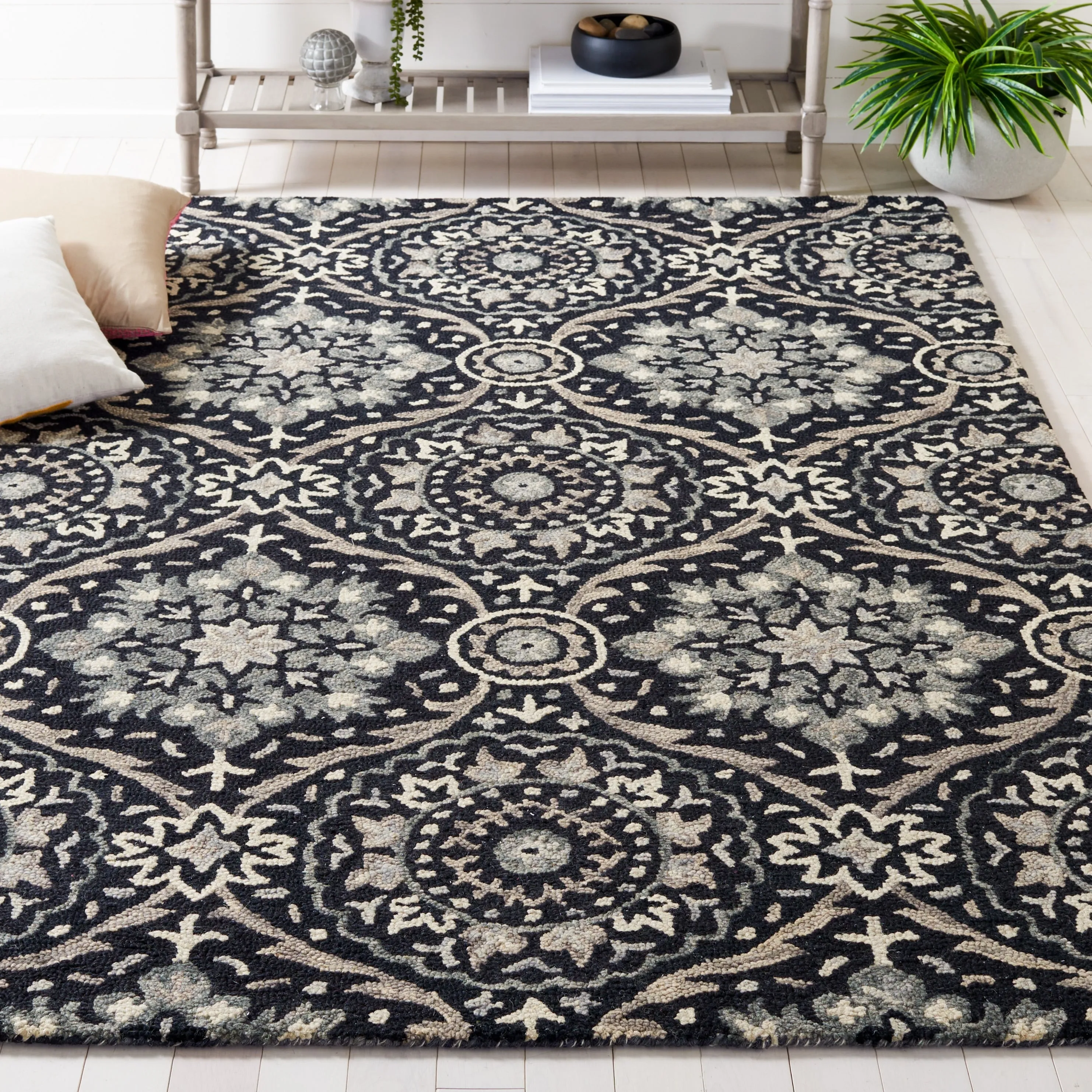 SAFAVIEH Handmade Aspen Neri Boho Wool Rug