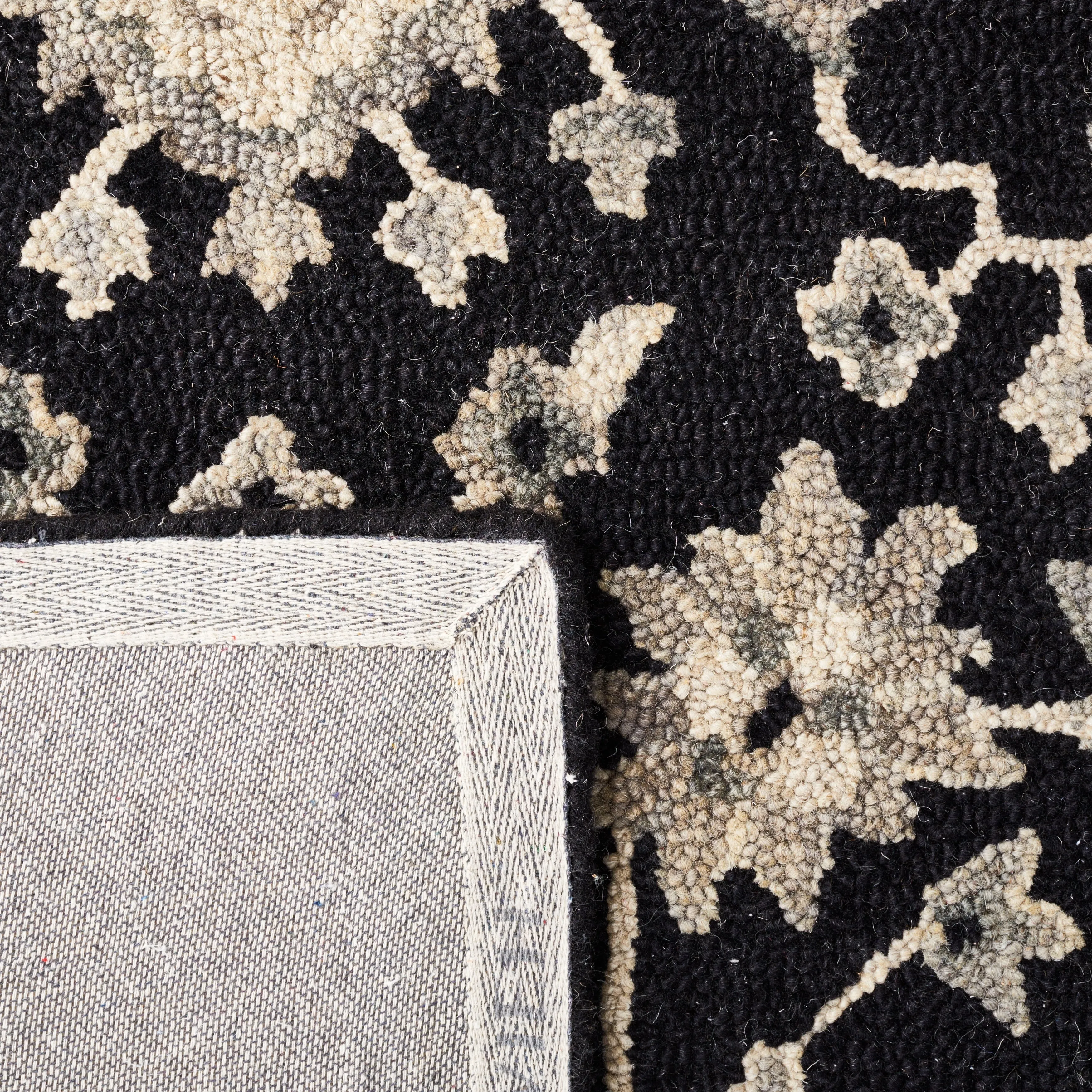 SAFAVIEH Handmade Aspen Nicasia Boho Wool Rug