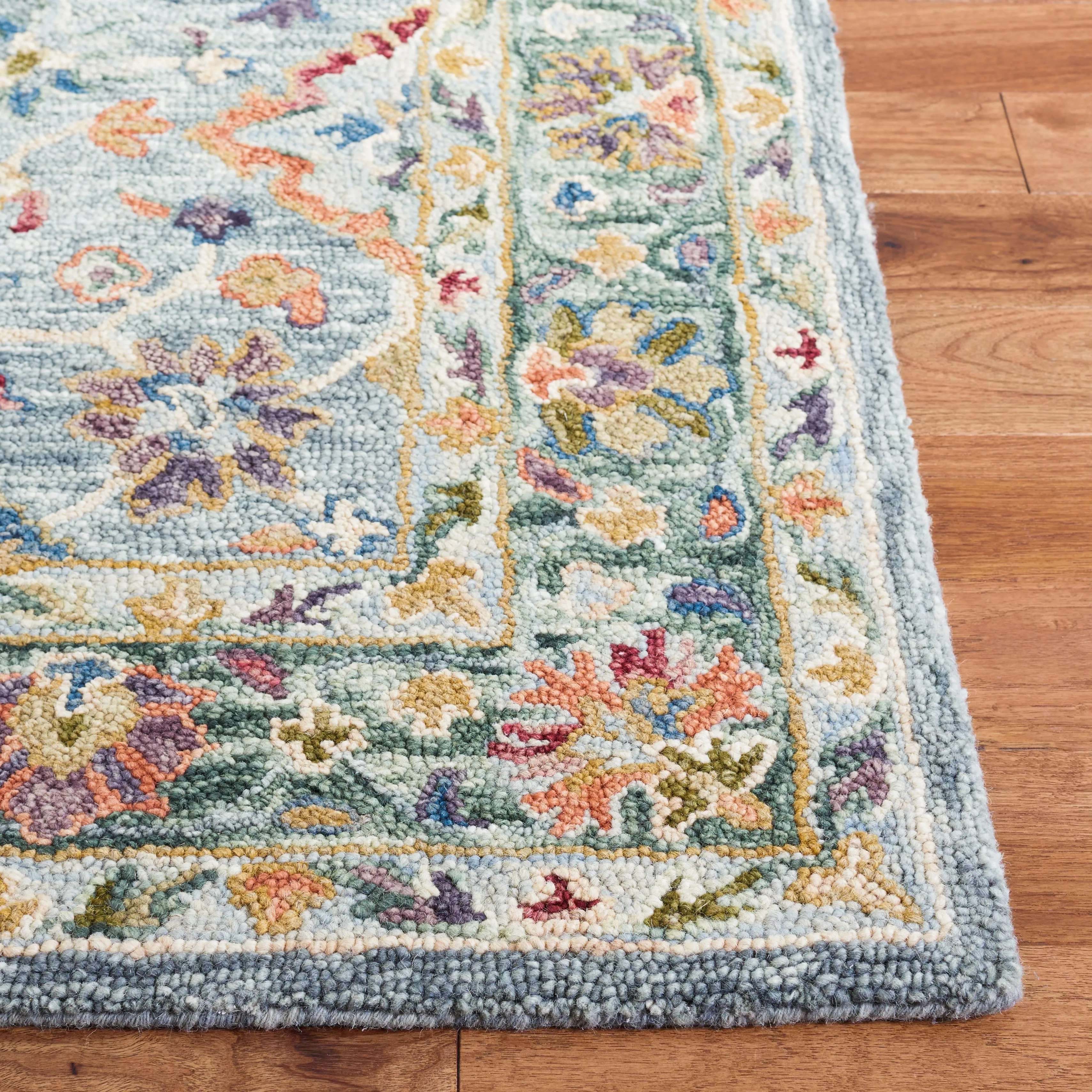 SAFAVIEH Handmade Aspen Nicasia Boho Wool Rug