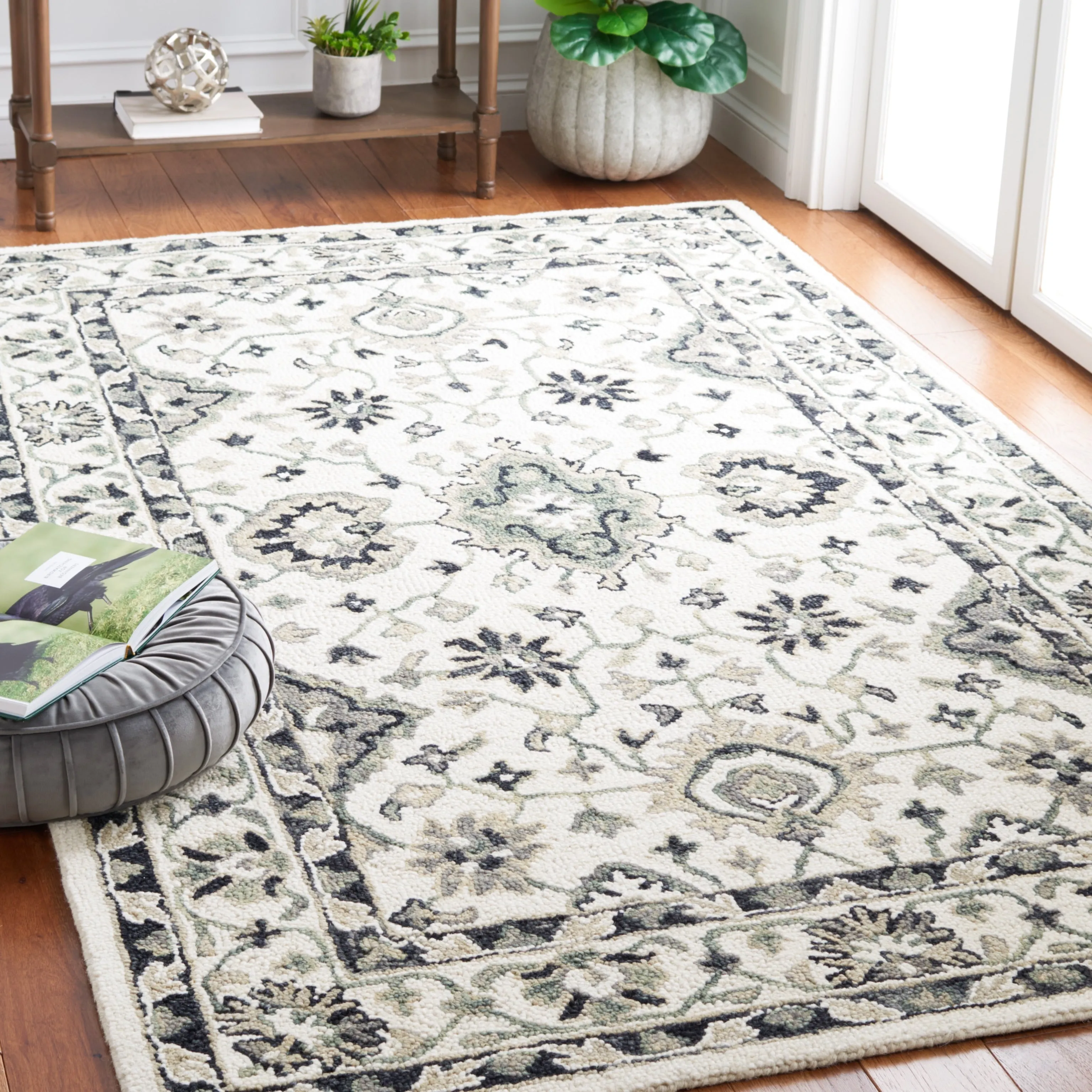 SAFAVIEH Handmade Aspen Nicasia Boho Wool Rug