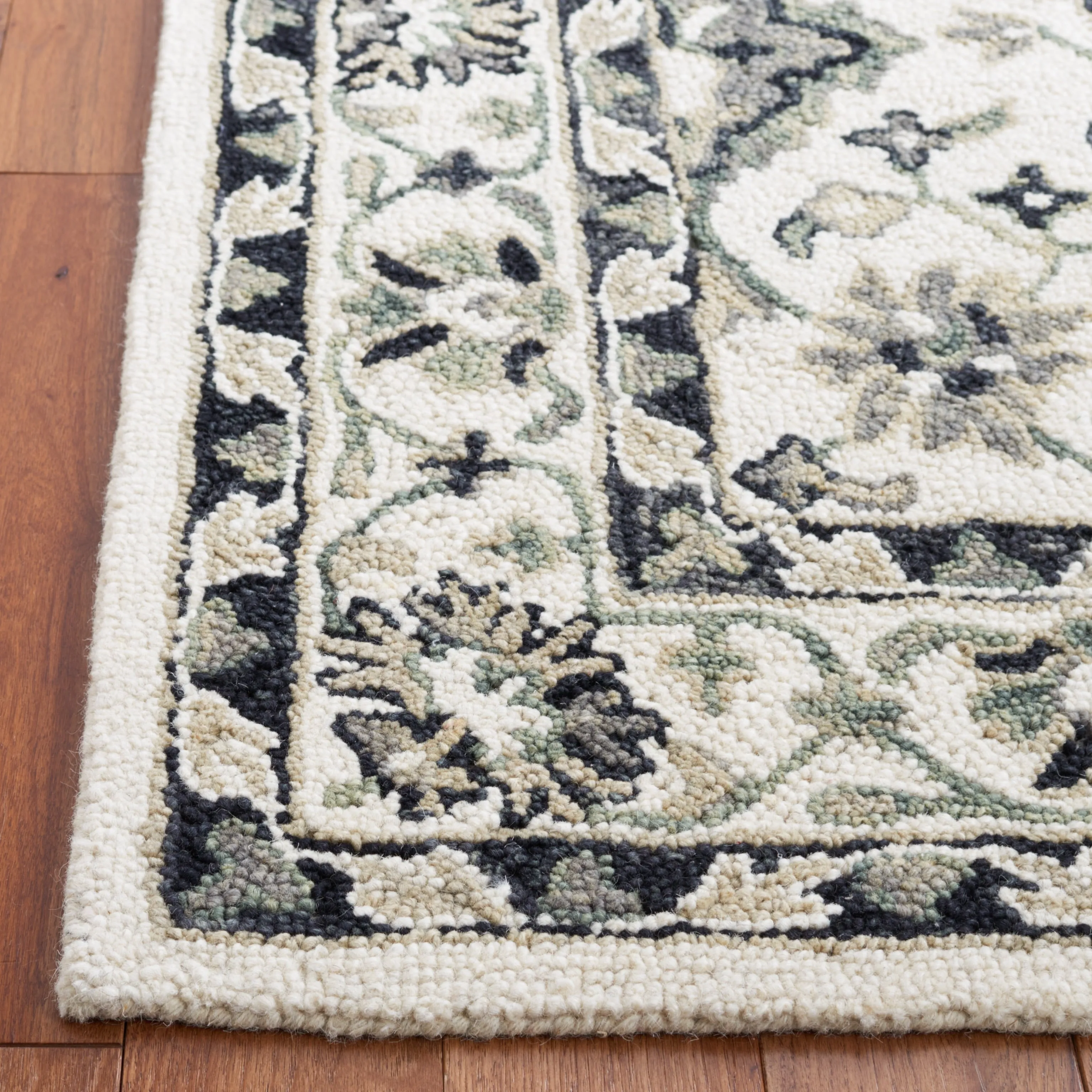 SAFAVIEH Handmade Aspen Nicasia Boho Wool Rug