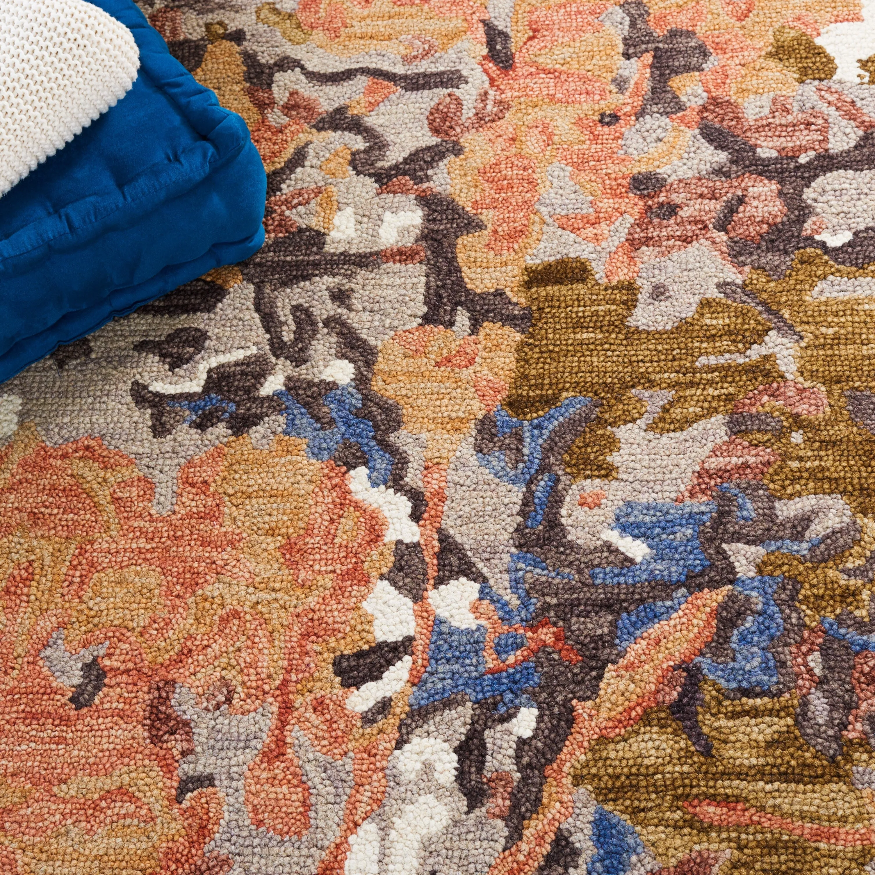 SAFAVIEH Handmade Blossom Florinela French Country Floral Wool Rug