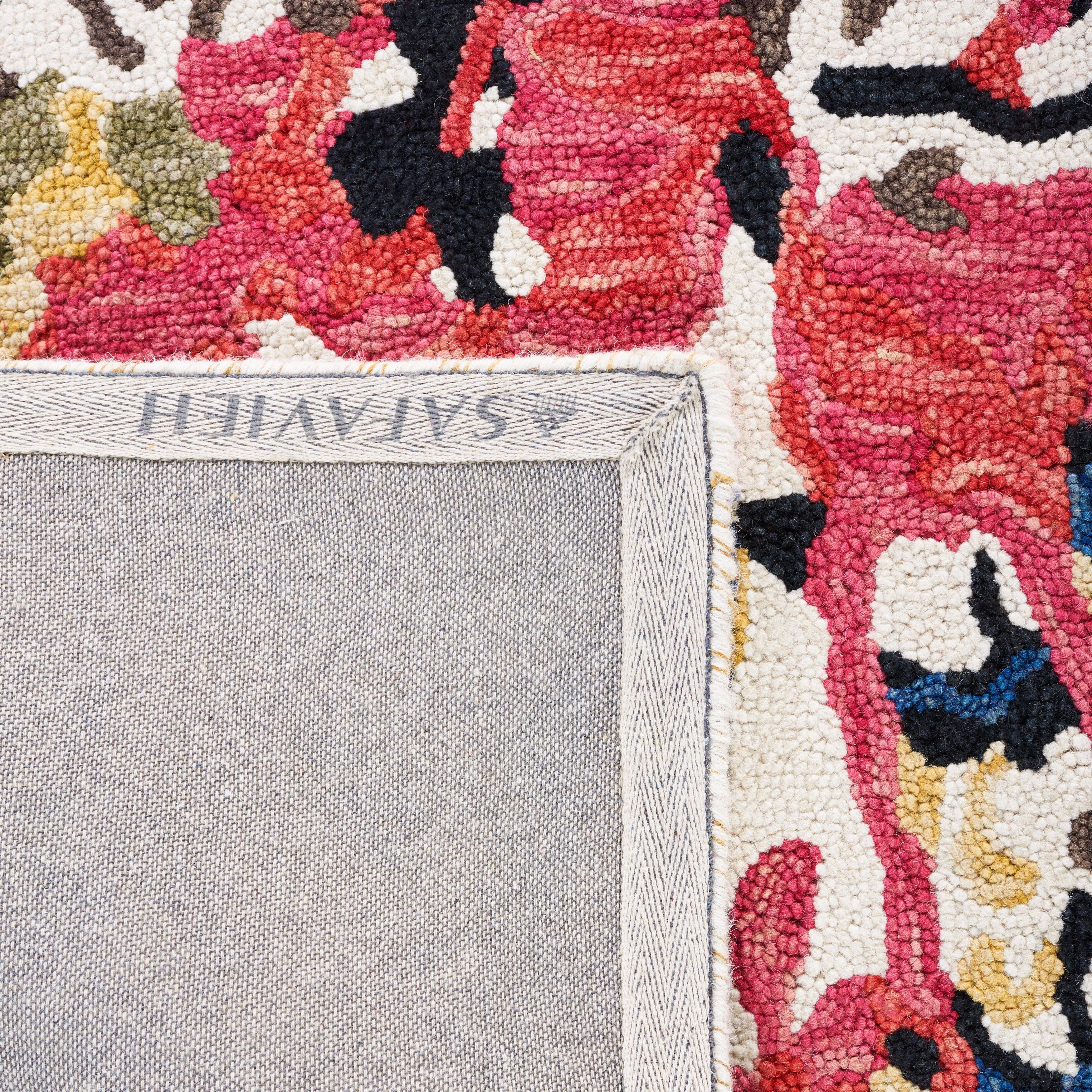 SAFAVIEH Handmade Blossom Florinela French Country Floral Wool Rug