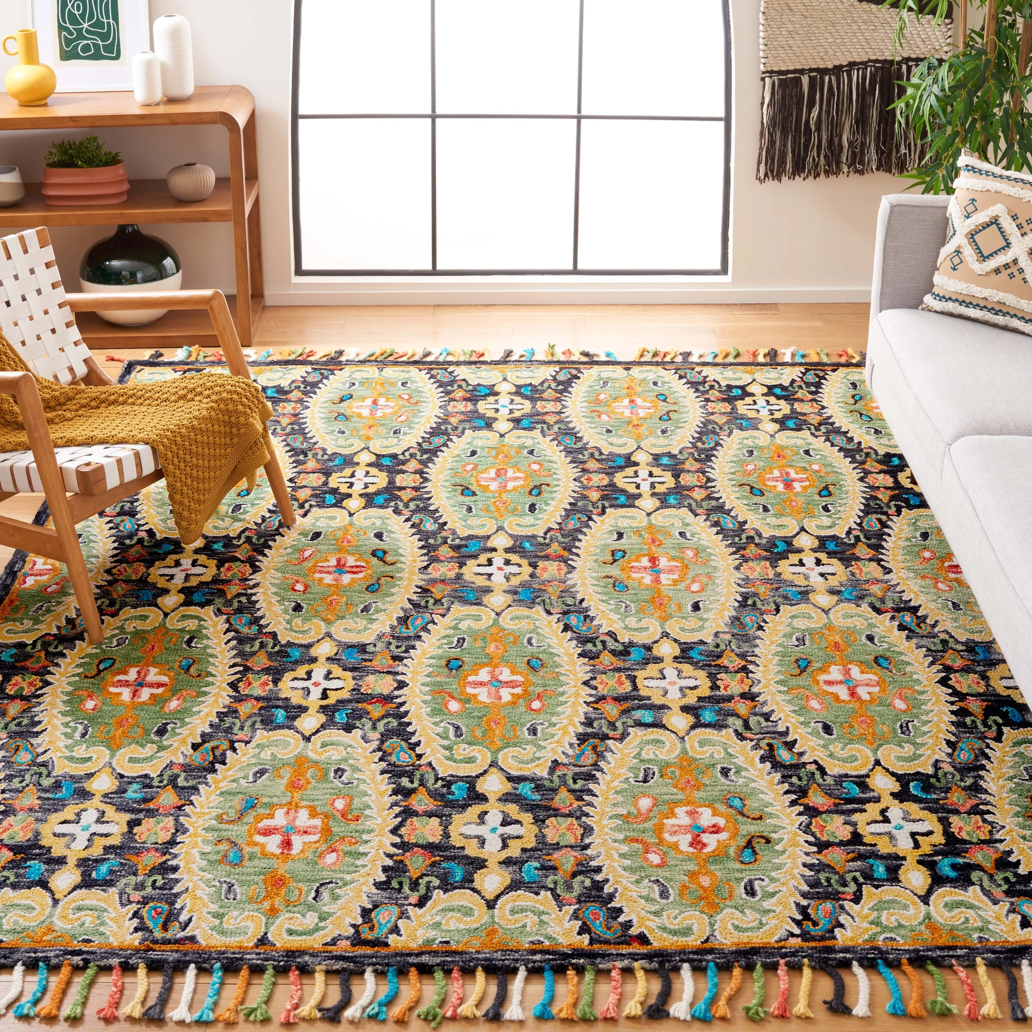 SAFAVIEH Handmade Blossom Hellevi Modern Floral Wool Rug