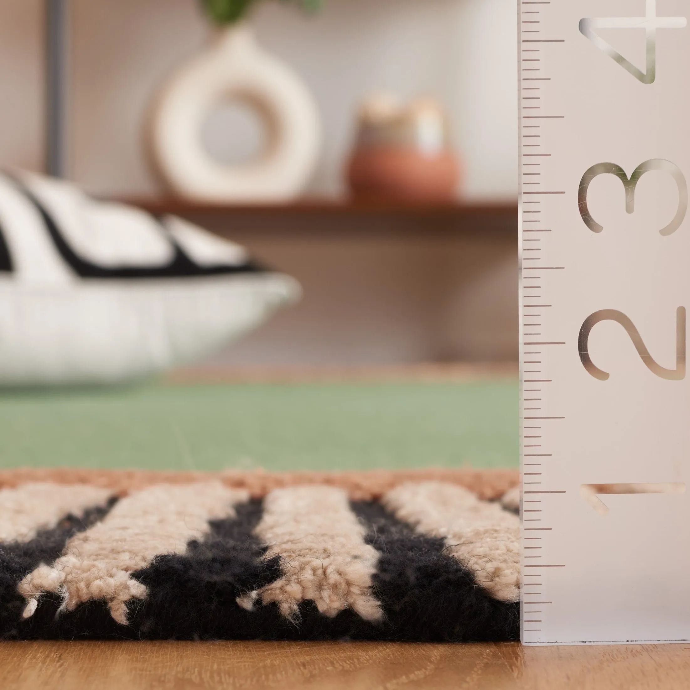 SAFAVIEH Handmade Fifth Avenue Zvjatka Mid-Century Modern Wool Rug