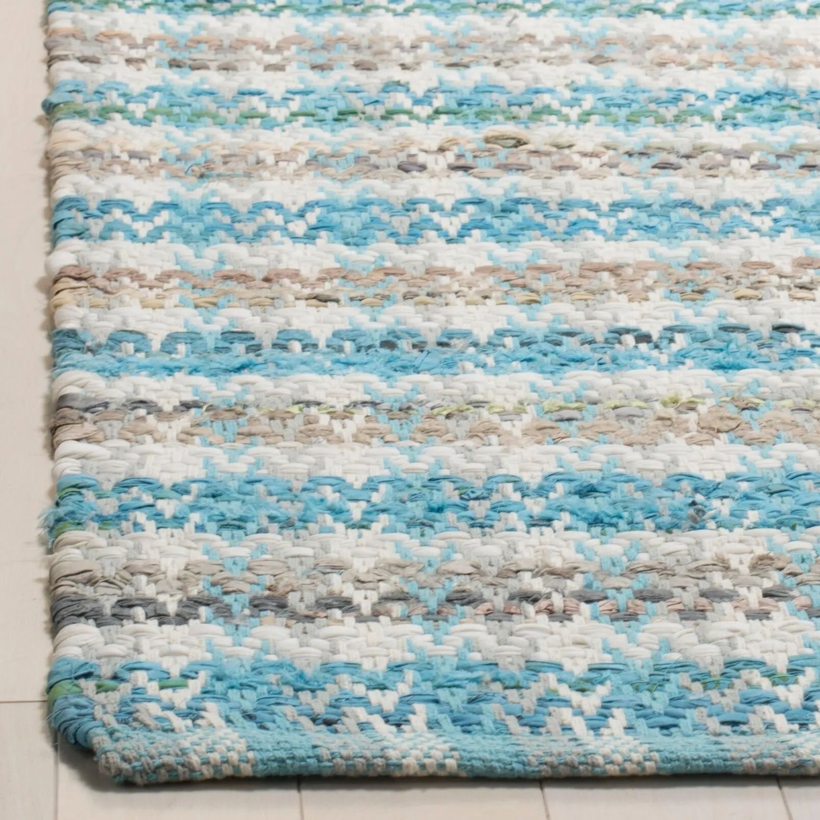 SAFAVIEH Handmade Flatweave Montauk Hermanda Casual Cotton Rug