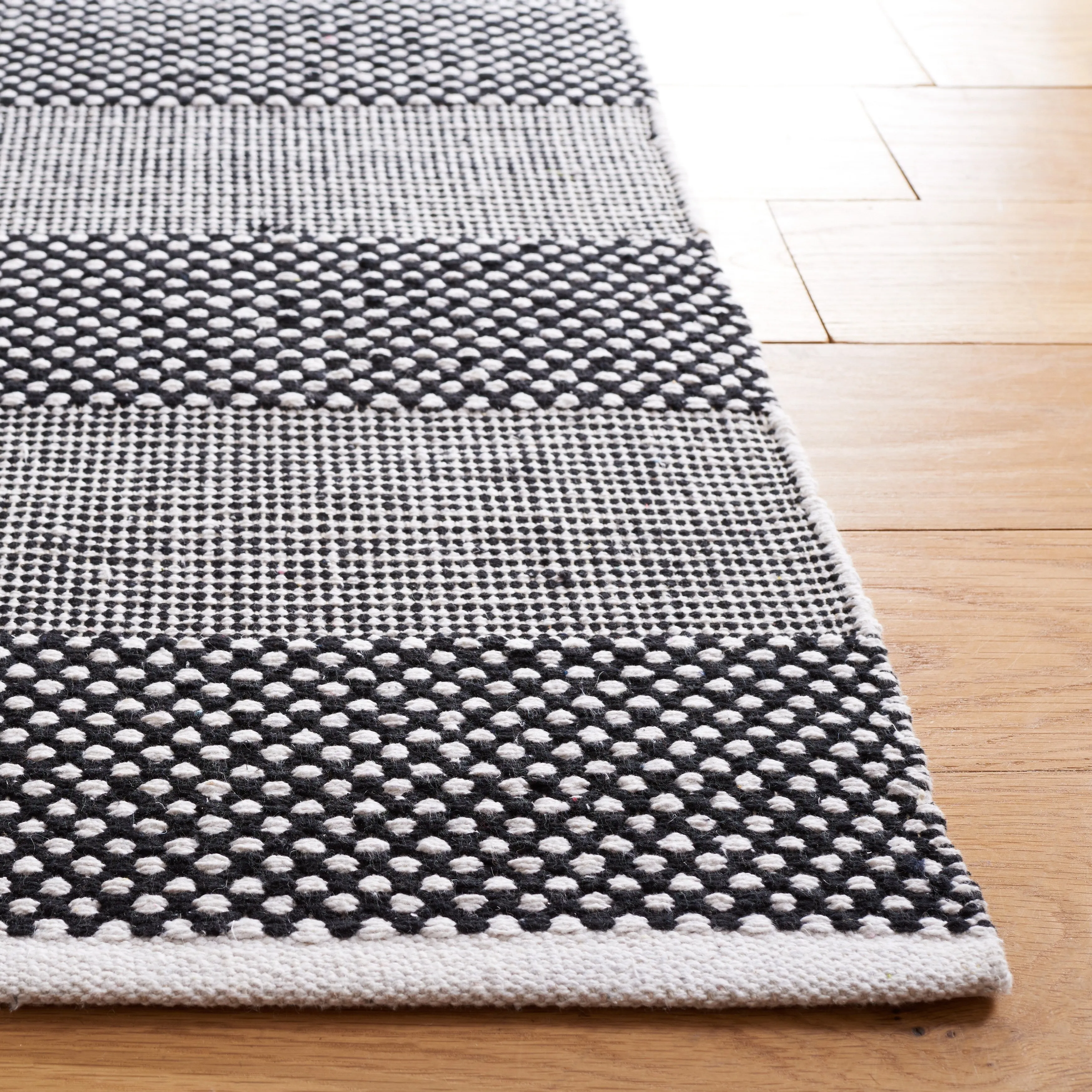 SAFAVIEH Handmade Flatweave Striped Kilim Shayna Cotton Rug