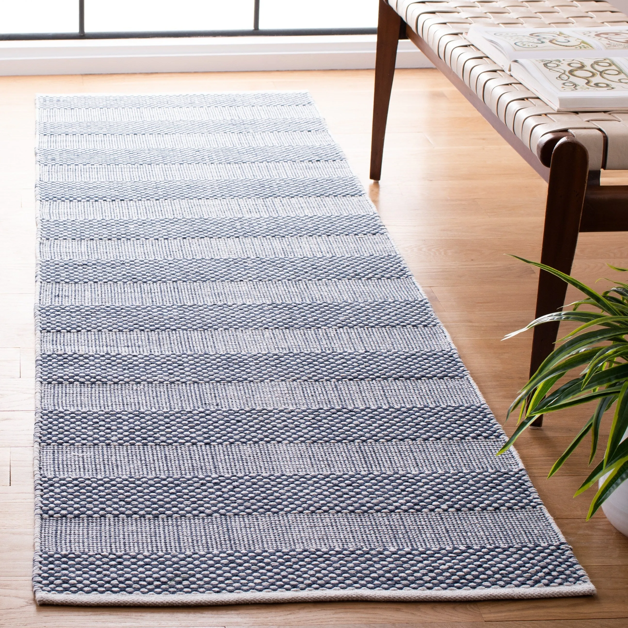 SAFAVIEH Handmade Flatweave Striped Kilim Shayna Cotton Rug