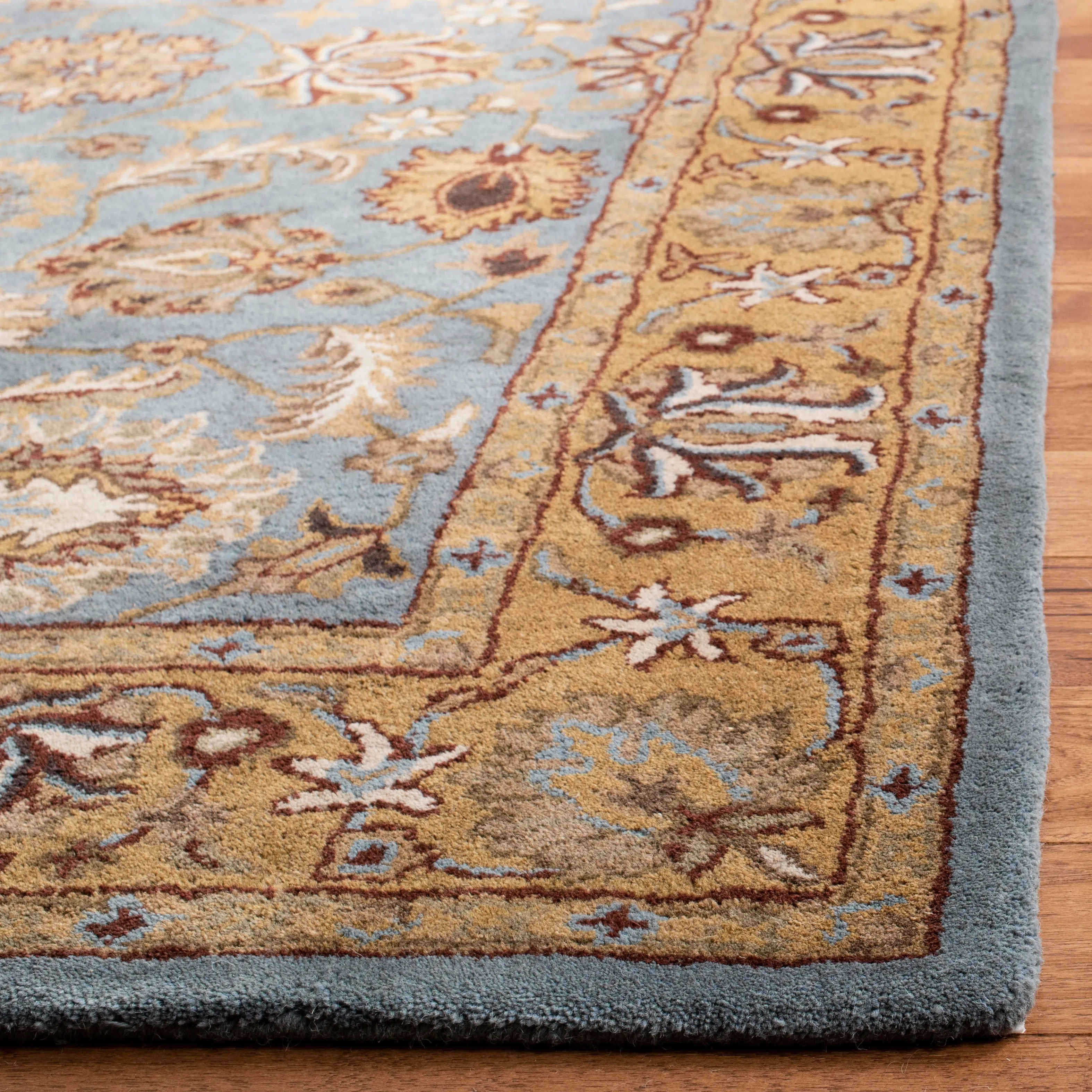 SAFAVIEH Handmade Heritage Arlete Traditional Oriental Wool Rug