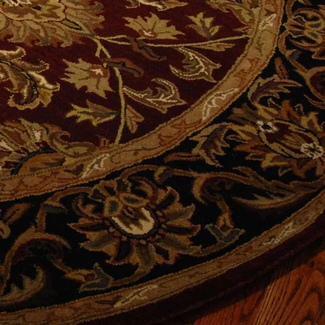 SAFAVIEH Handmade Heritage Lion Traditional Oriental Wool Rug