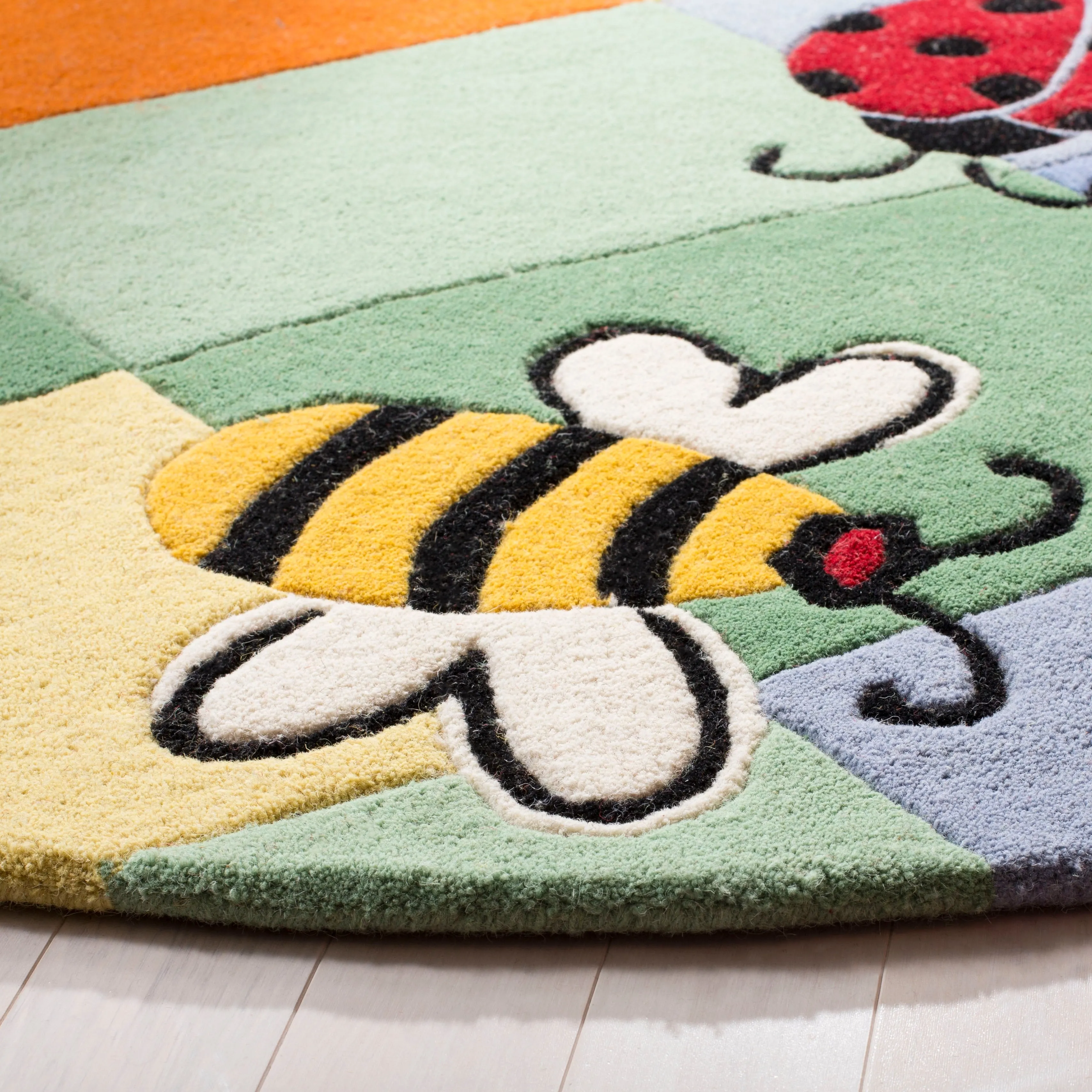SAFAVIEH Handmade Kids Eleni Wool Rug
