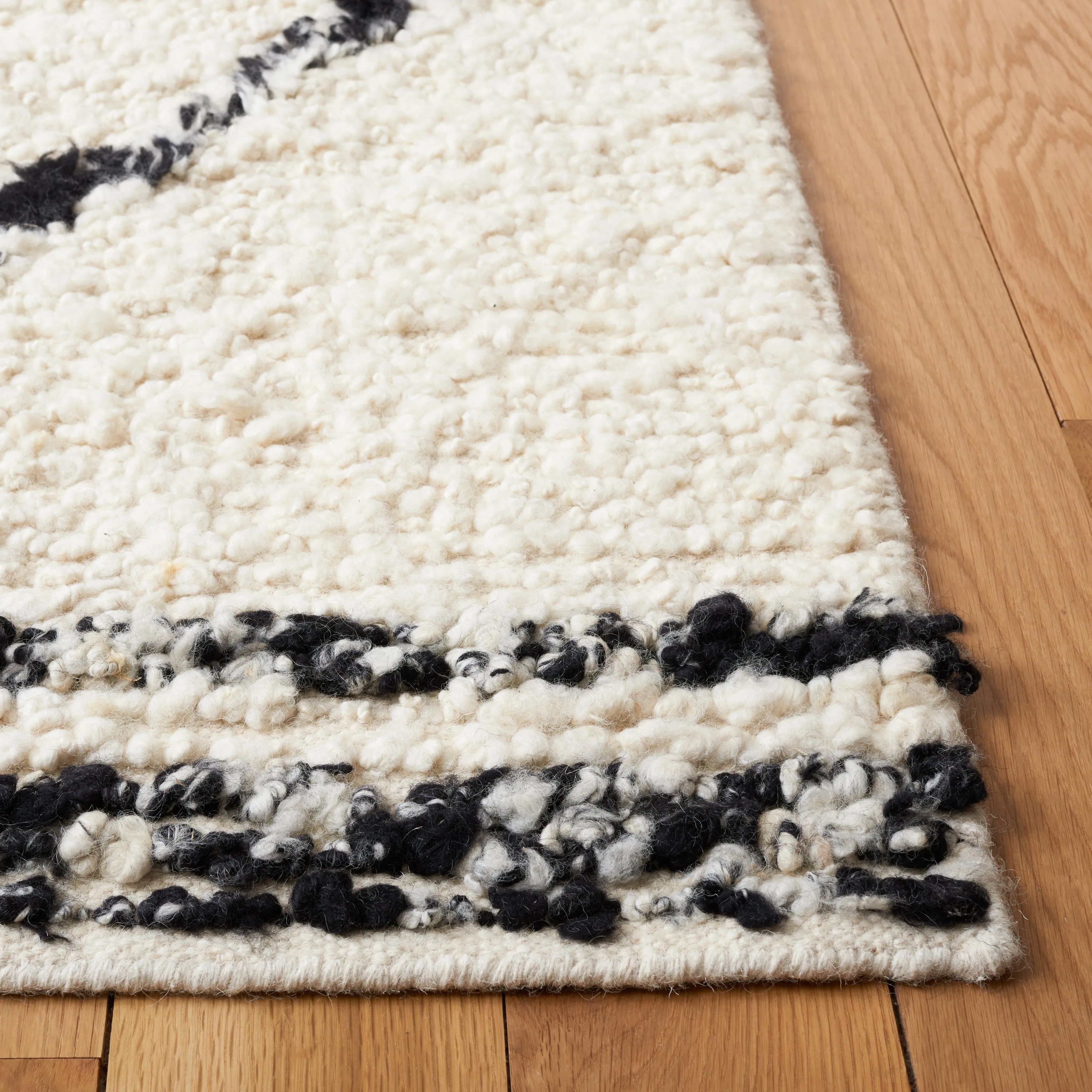 SAFAVIEH Handmade Manhattan Giang Wool Rug