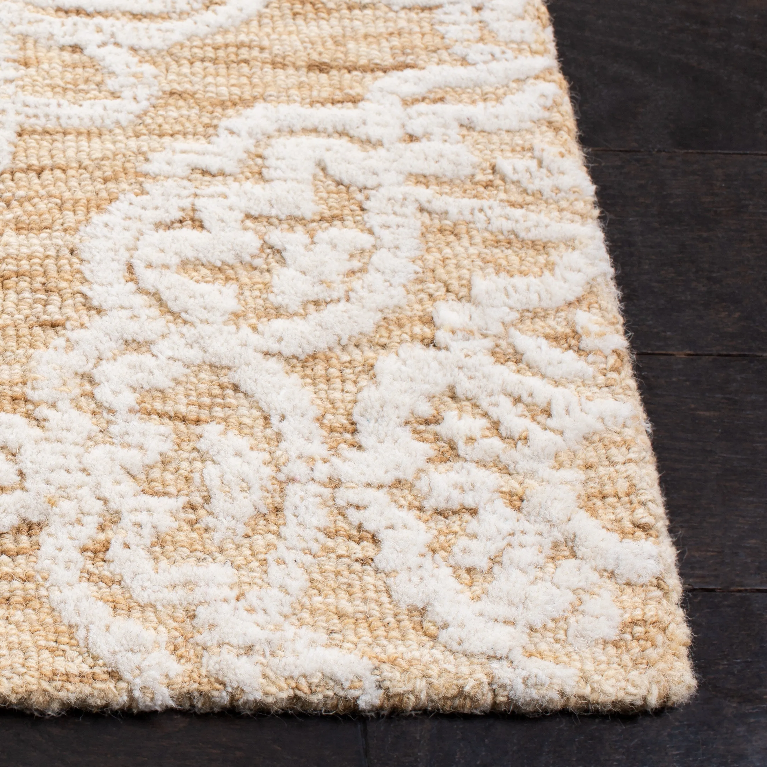 SAFAVIEH Handmade Metro Bhavani French Country Wool Rug
