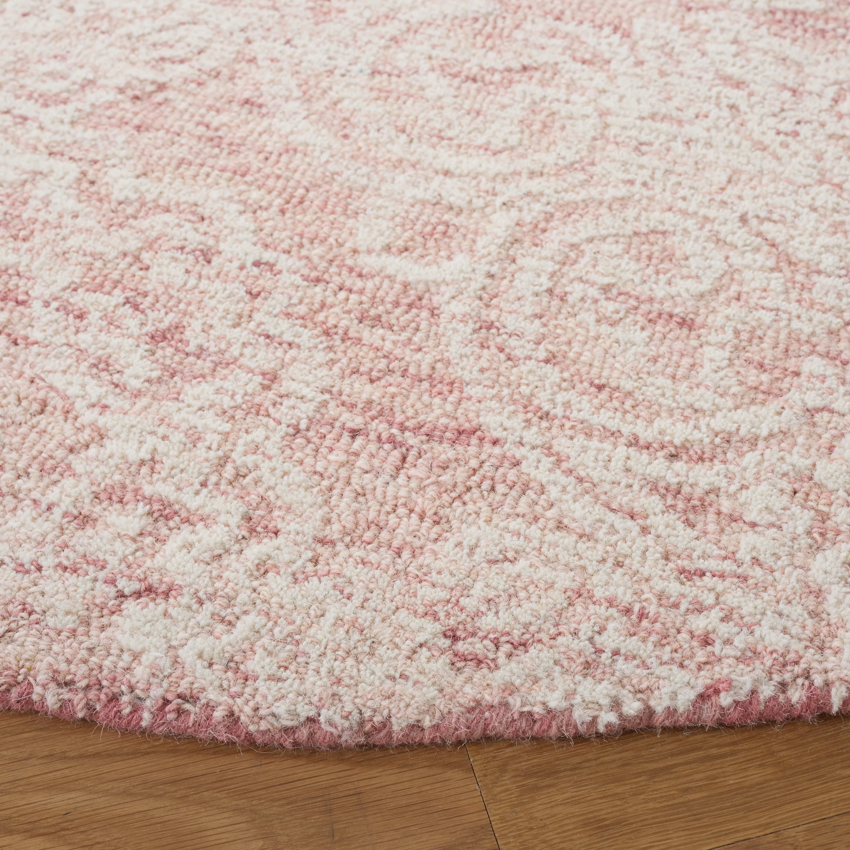 SAFAVIEH Handmade Metro Bhavani French Country Wool Rug