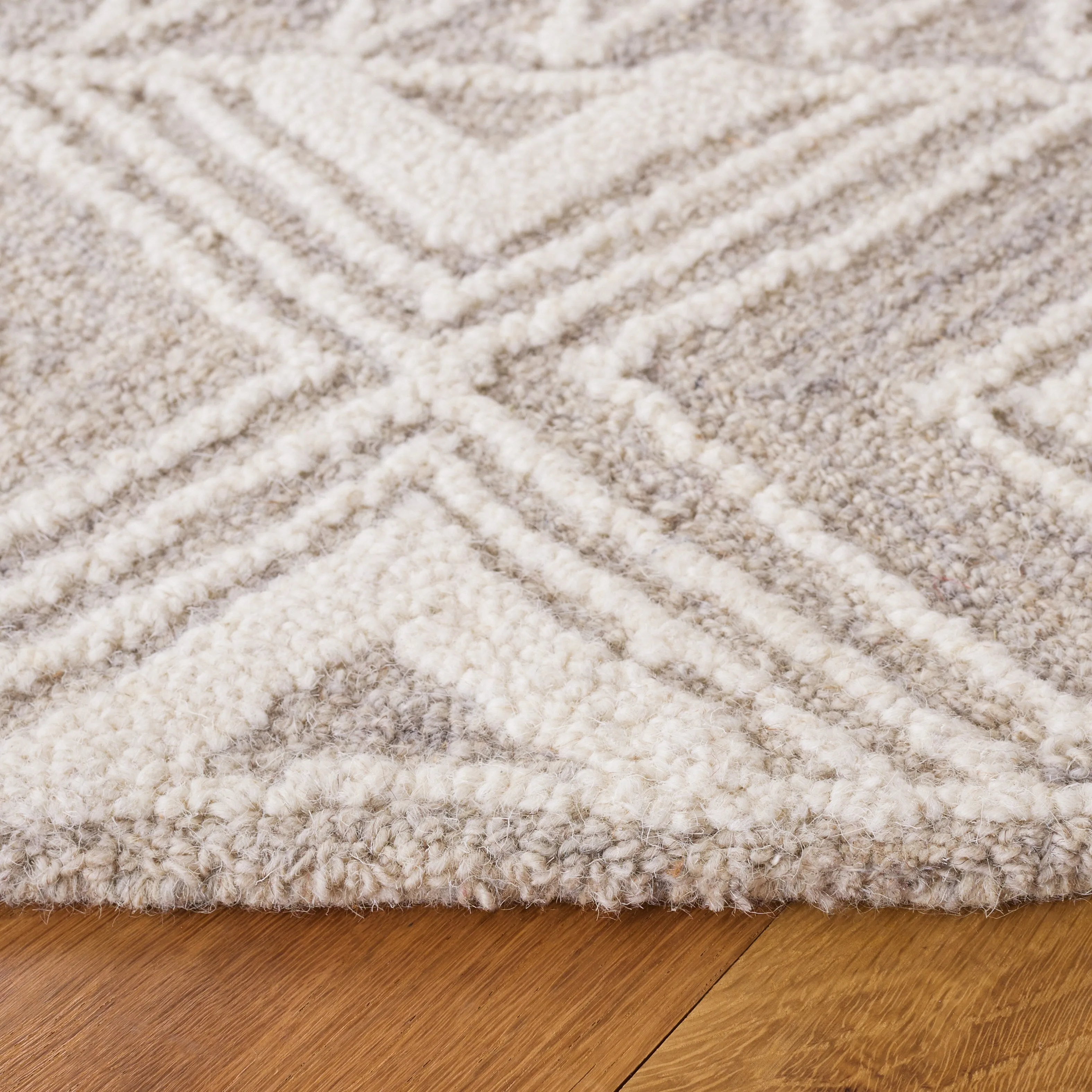 SAFAVIEH Handmade Metro Mirushe Boho Moroccan Wool Rug