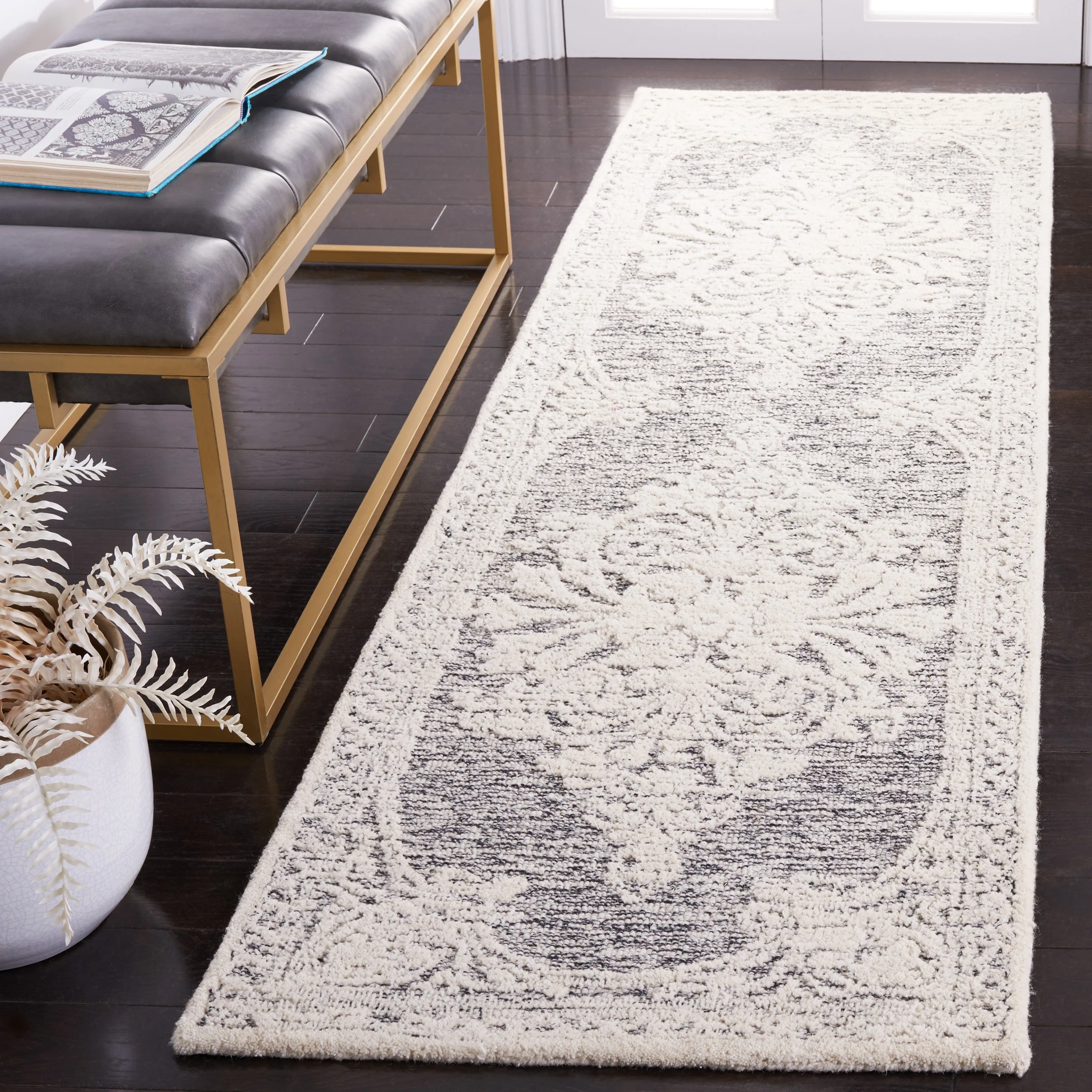 SAFAVIEH Handmade Metro Styliani Oriental Wool Rug