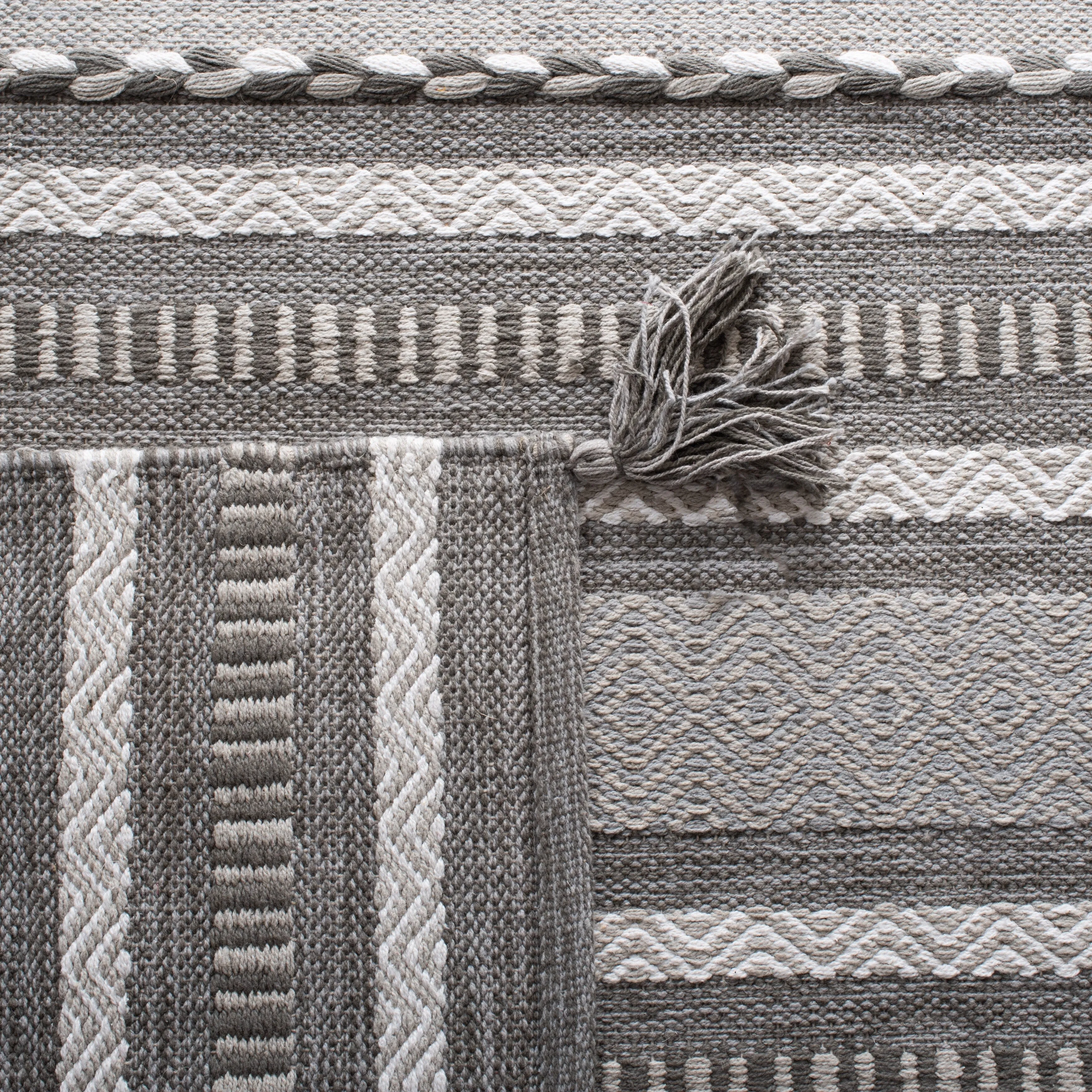 SAFAVIEH Handmade Montauk Carisbrooke Boho Stripe Cotton Flatweave Rug