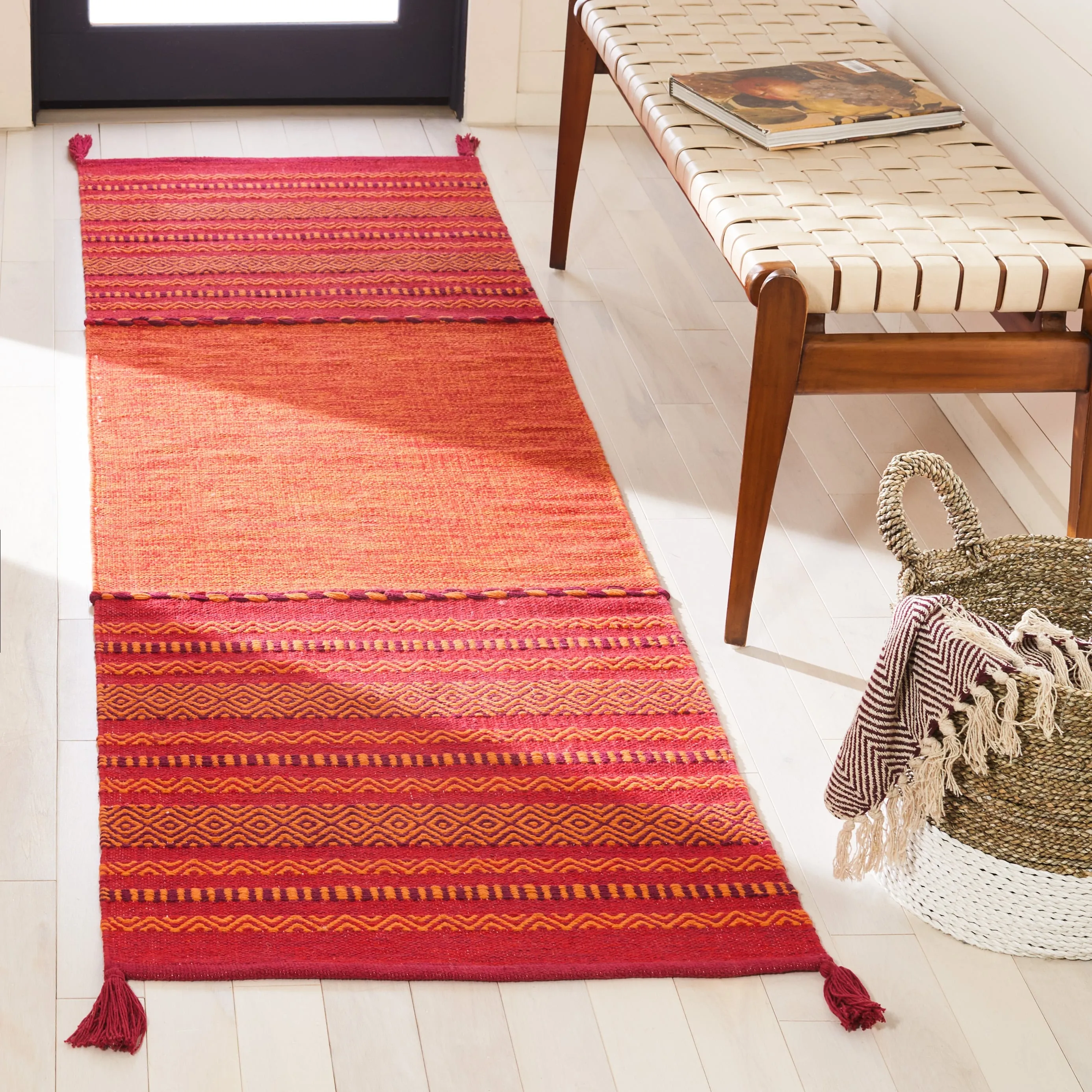SAFAVIEH Handmade Montauk Carisbrooke Boho Stripe Cotton Flatweave Rug