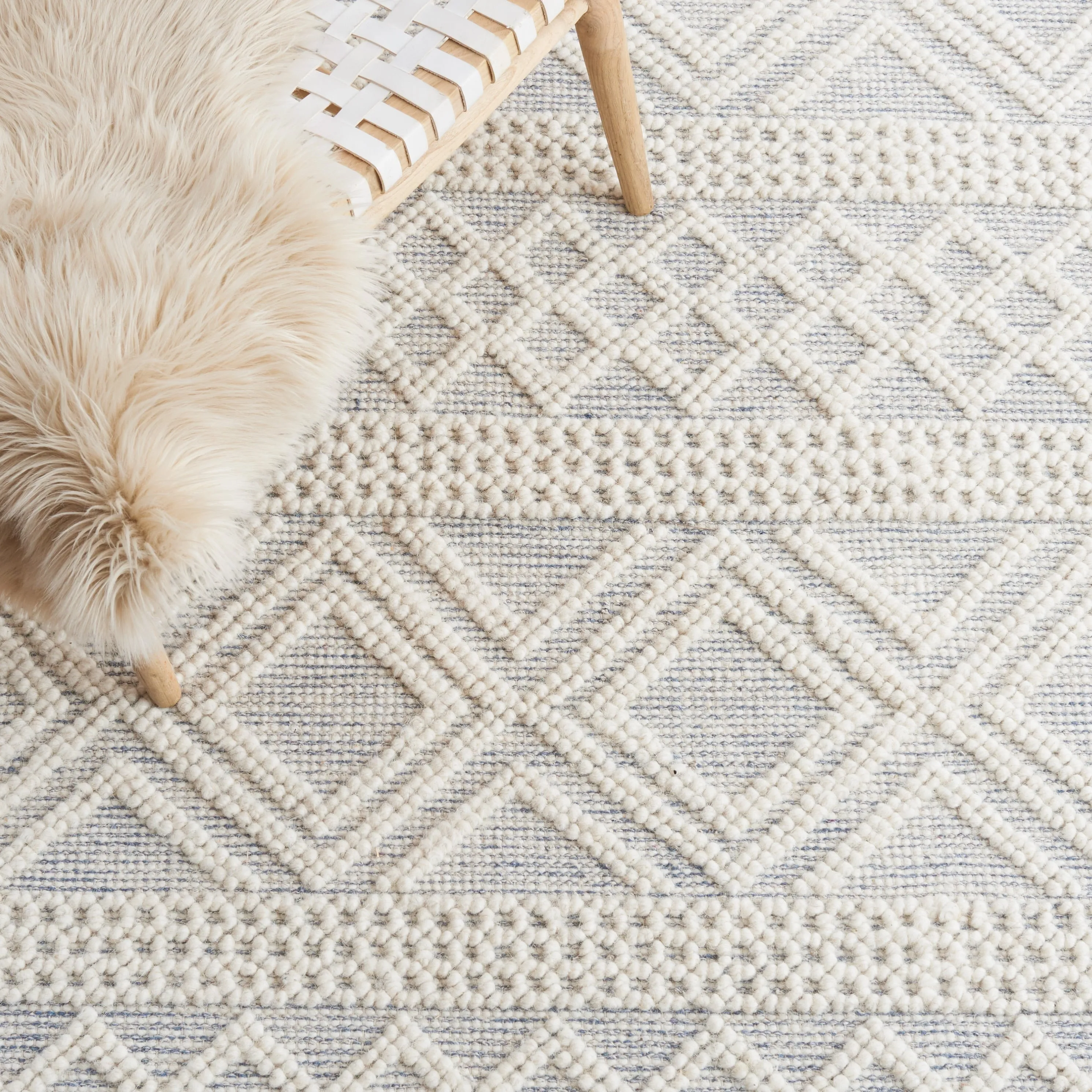 SAFAVIEH Handmade Natura Giedrima Boho Wool Rug