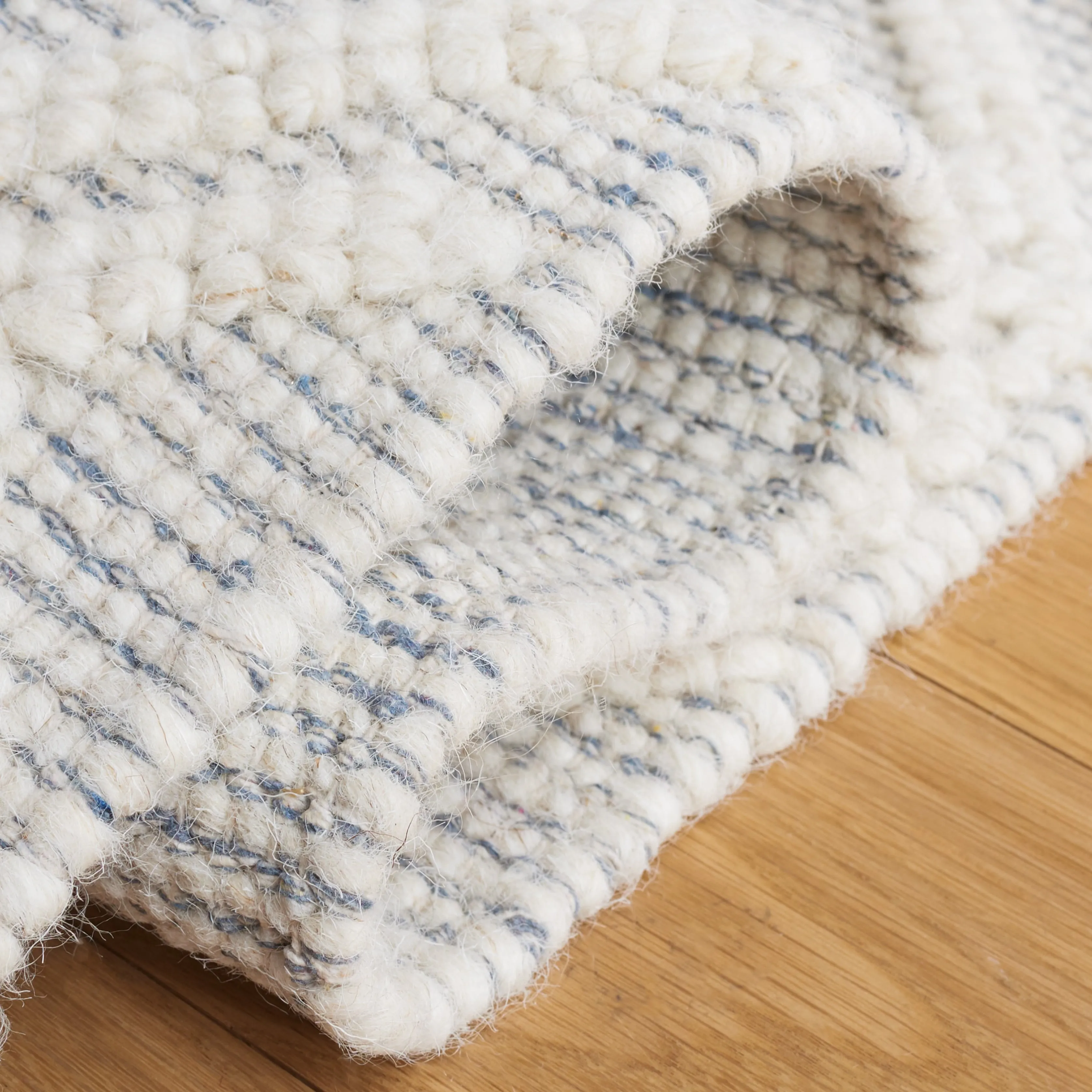SAFAVIEH Handmade Natura Giedrima Boho Wool Rug