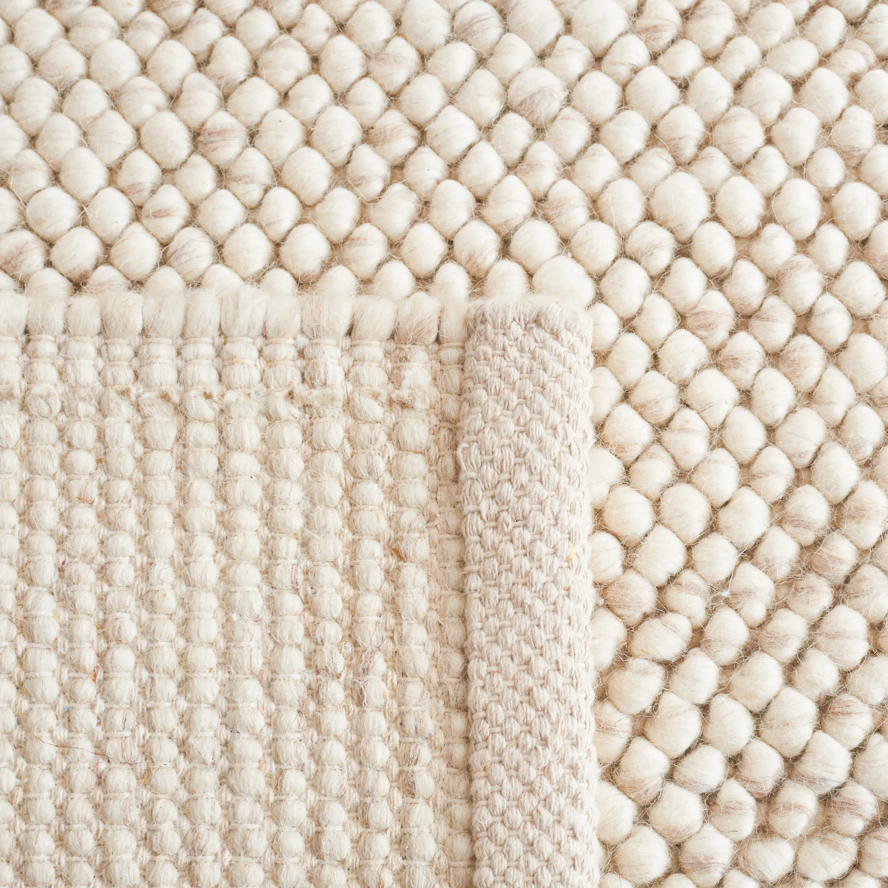 SAFAVIEH Handmade Natura Maayan New Zealand Wool Rug