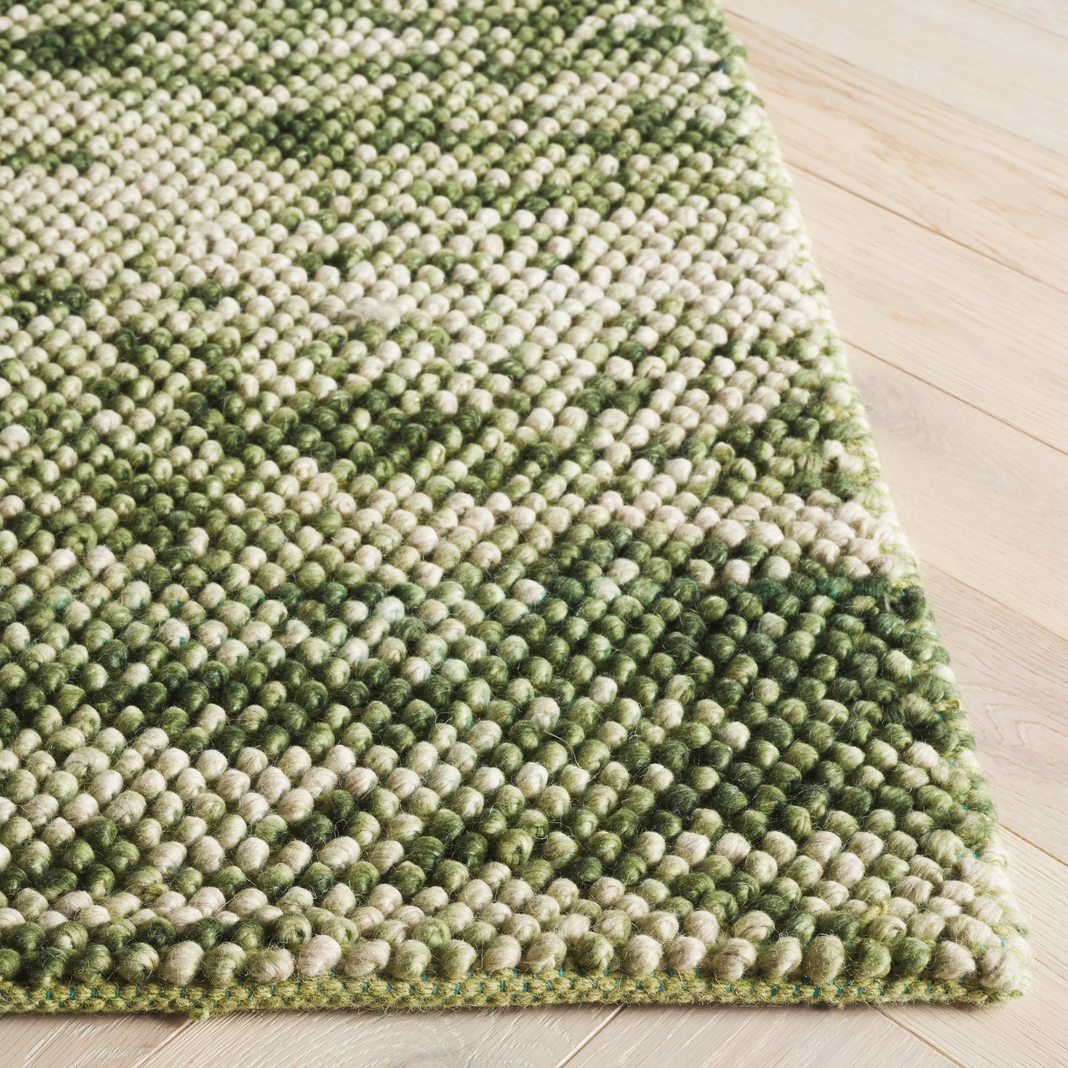 SAFAVIEH Handmade Natura Maayan New Zealand Wool Rug