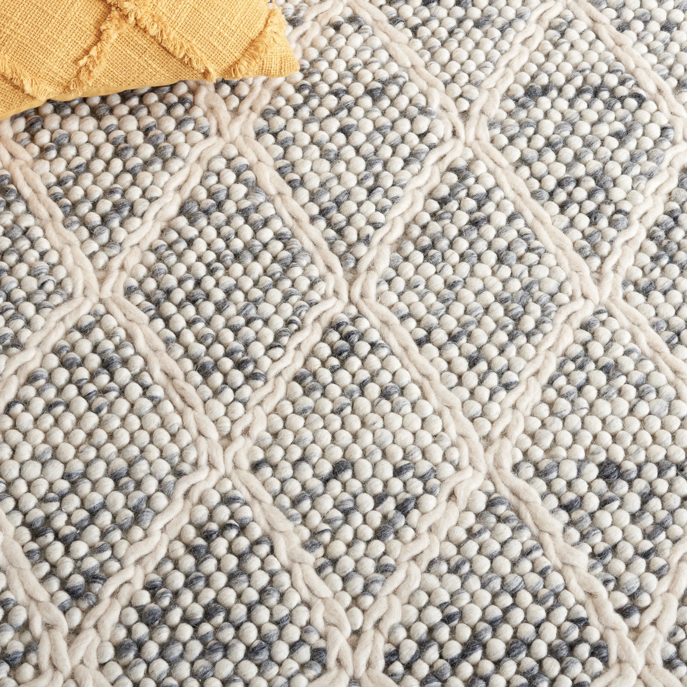 SAFAVIEH Handmade Natura Nigara Farmhouse Trellis Wool Rug