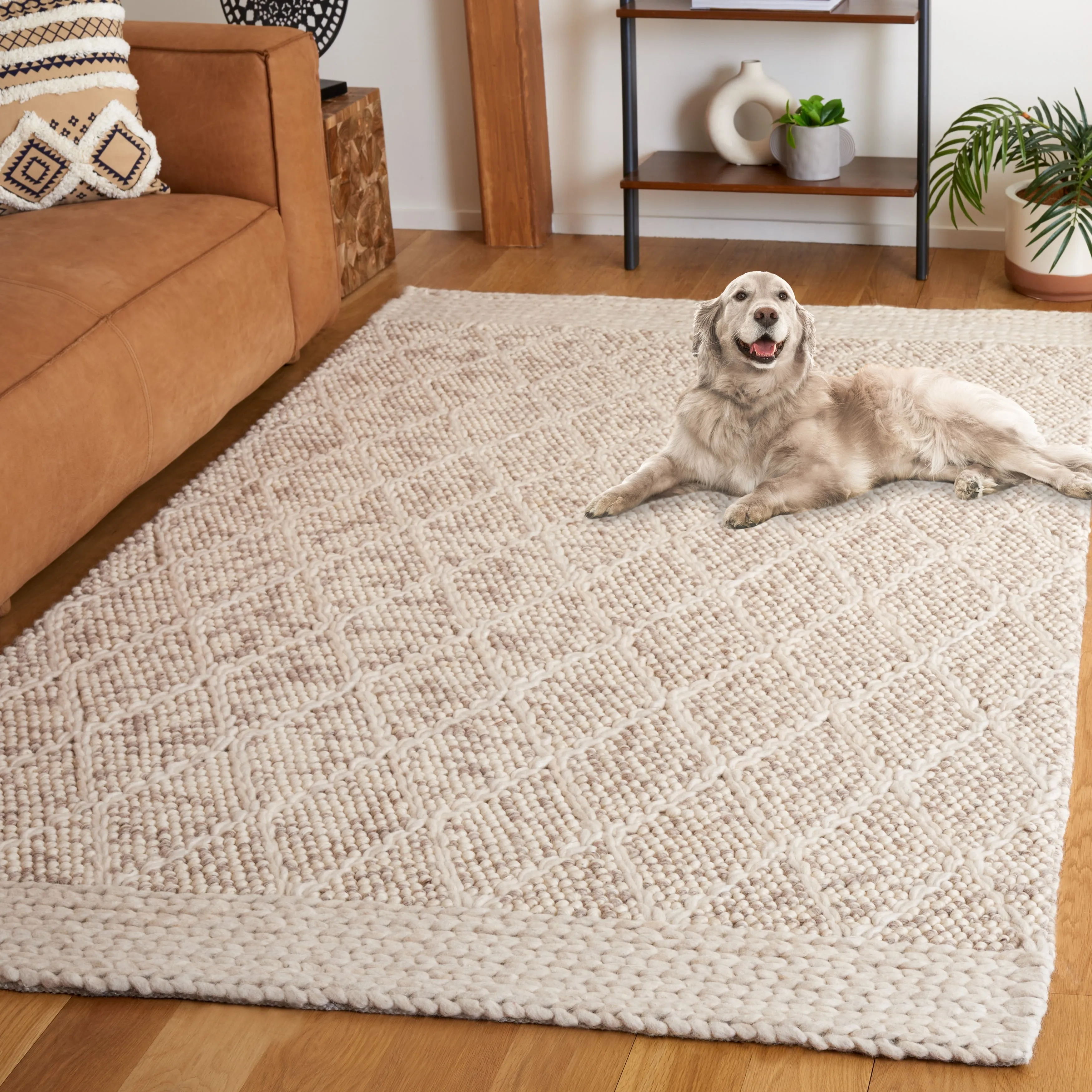 SAFAVIEH Handmade Natura Nigara Farmhouse Trellis Wool Rug