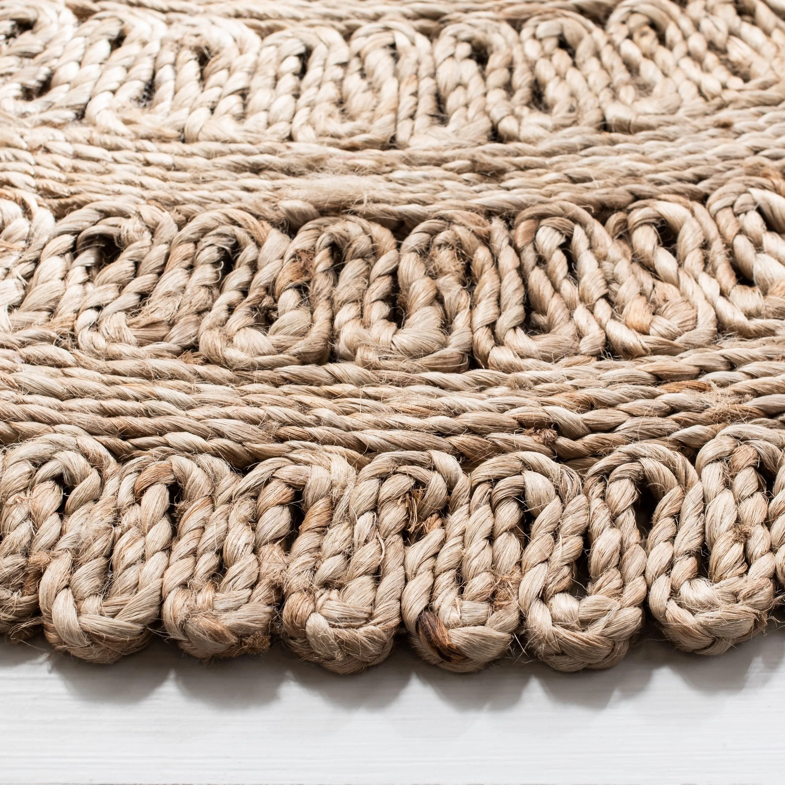 SAFAVIEH Handmade Natural Fiber Adalynn Farmhouse Rug