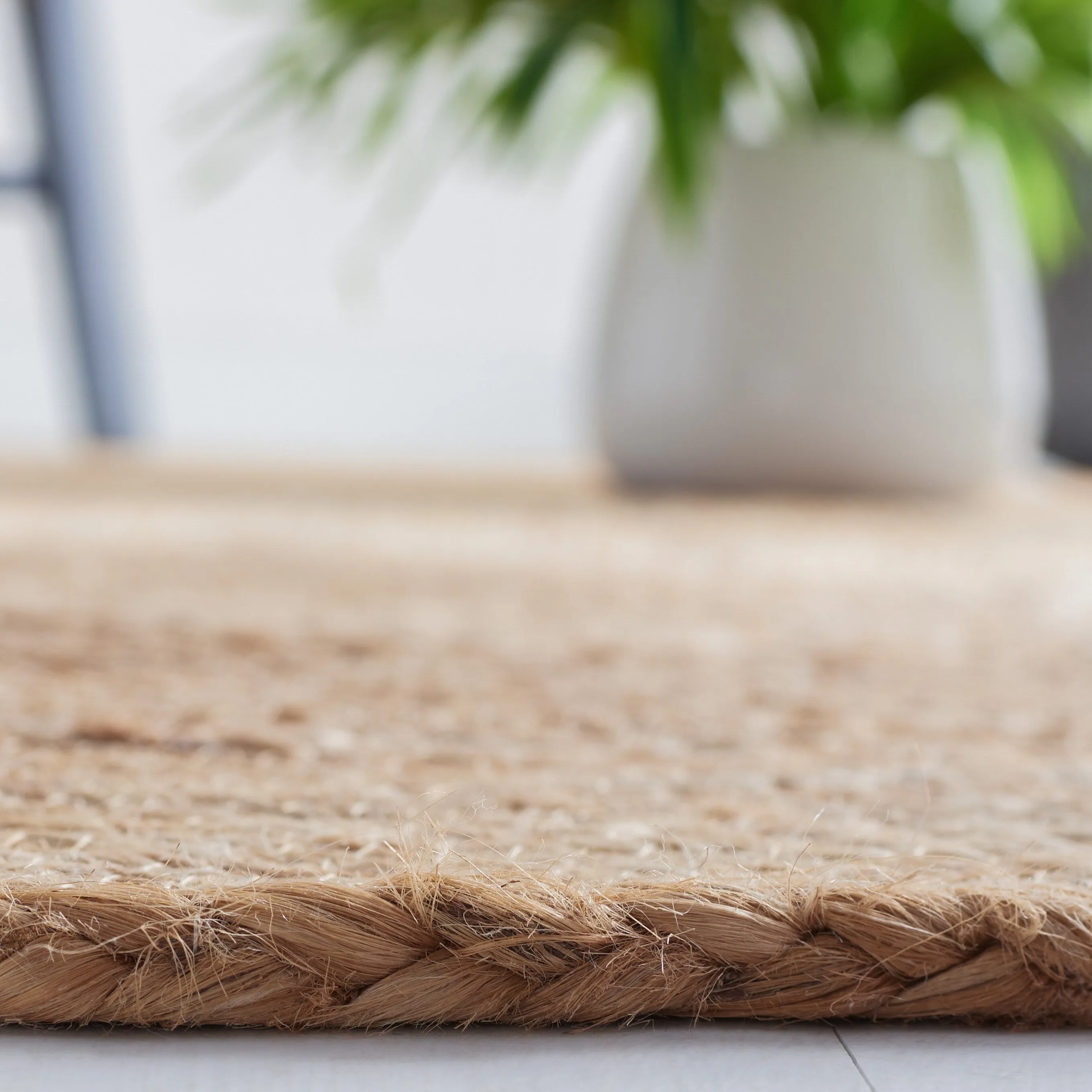 SAFAVIEH Handmade Natural Fiber Diya Casual Jute Rug
