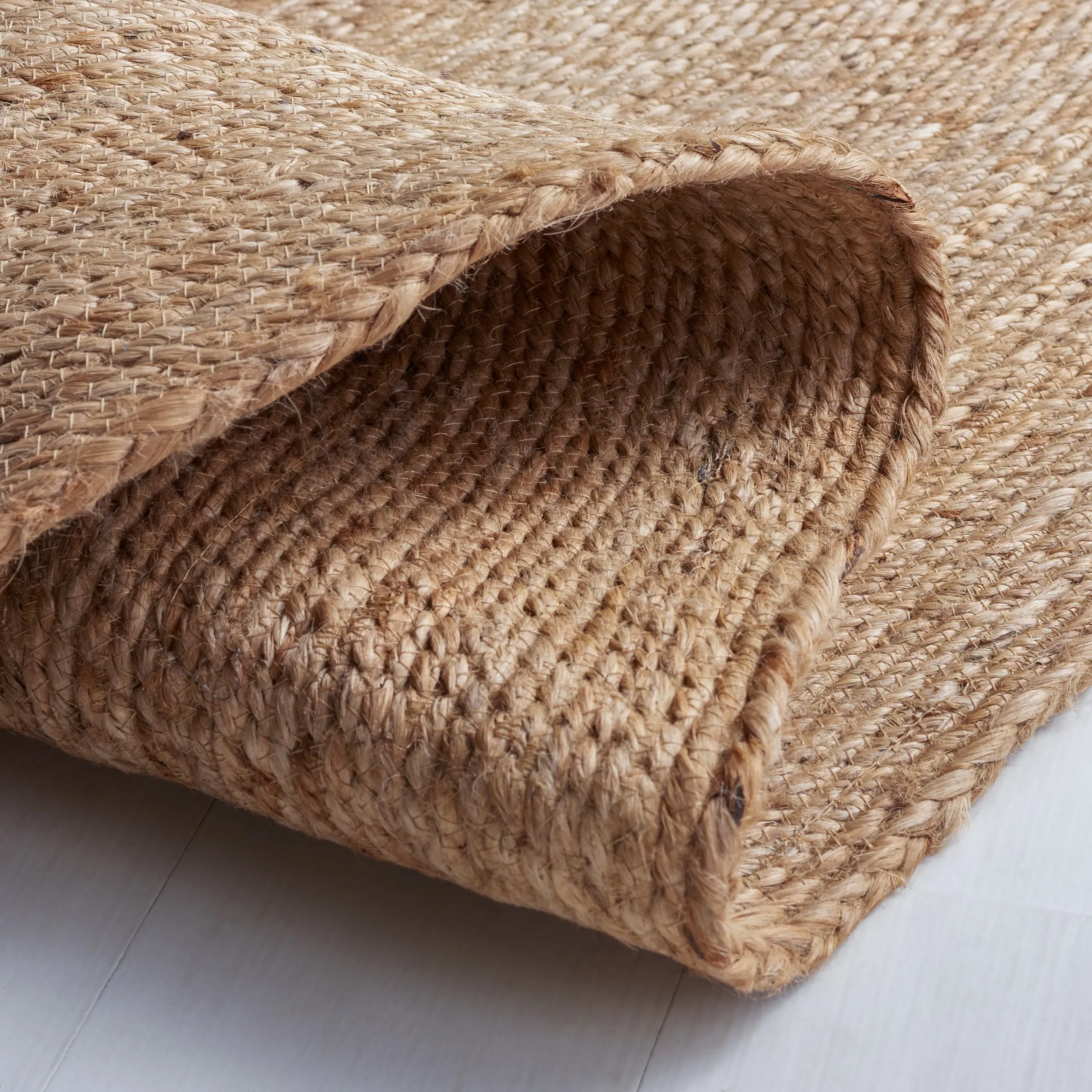 SAFAVIEH Handmade Natural Fiber Diya Casual Jute Rug