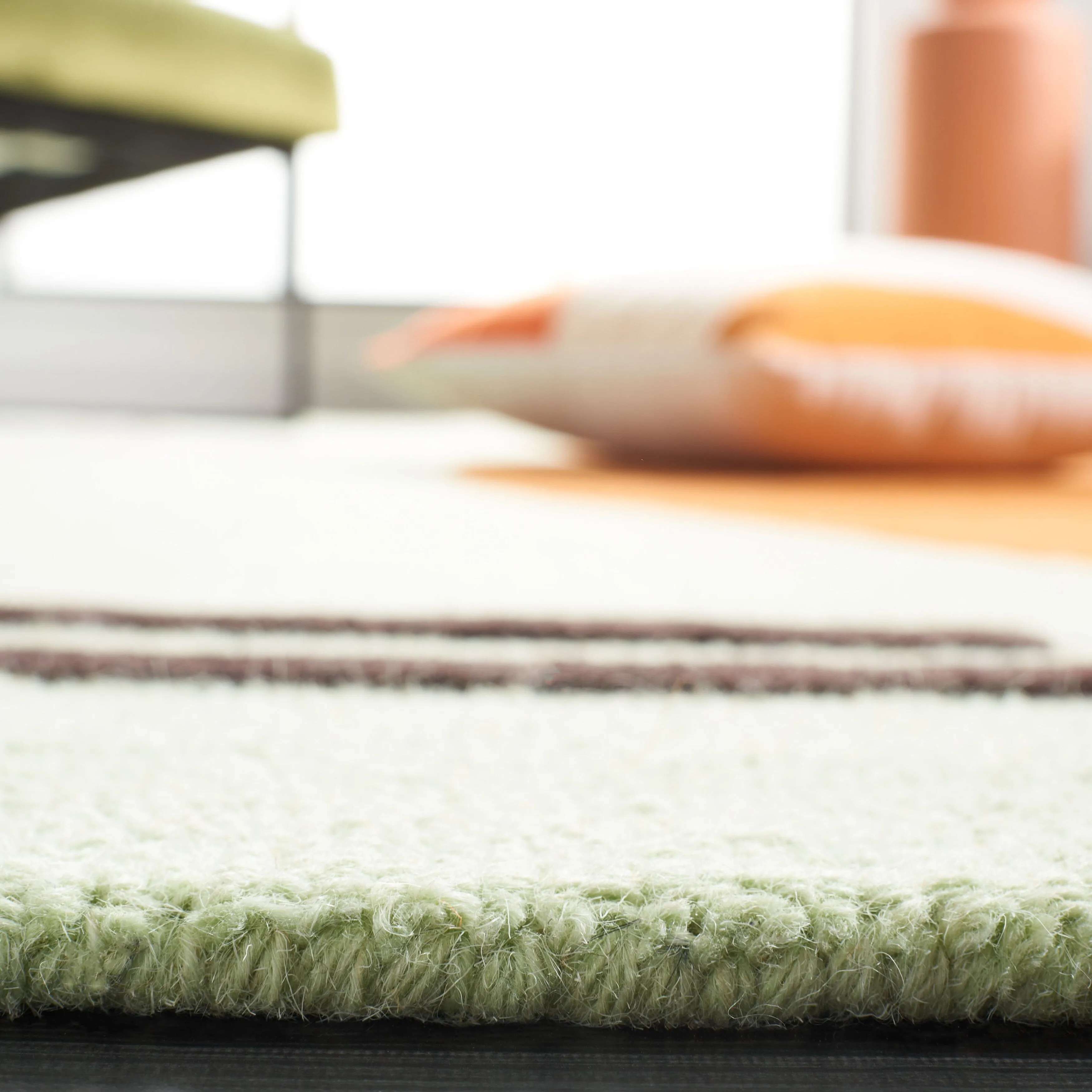 SAFAVIEH Handmade Rodeo Drive Abigayle Mid-Century Modern Wool Rug