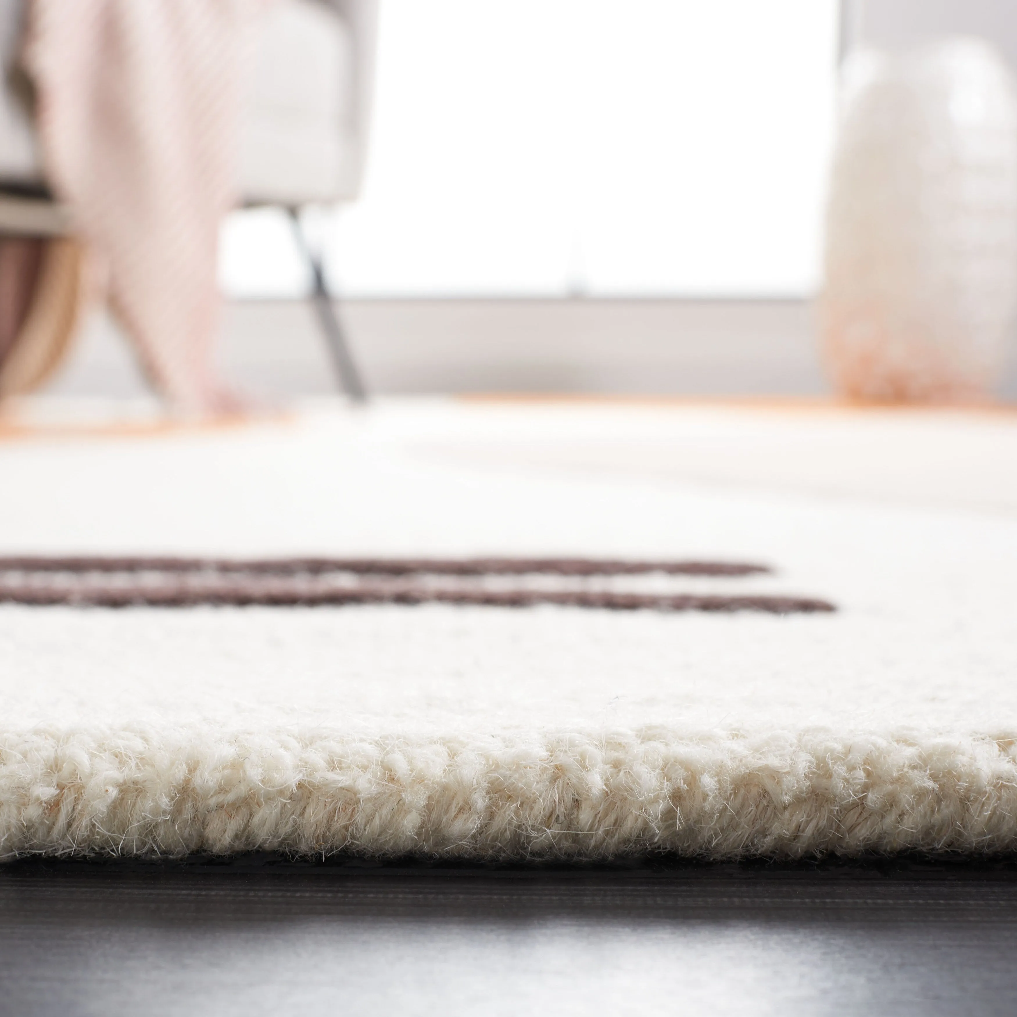 SAFAVIEH Handmade Rodeo Drive Abigayle Mid-Century Modern Wool Rug